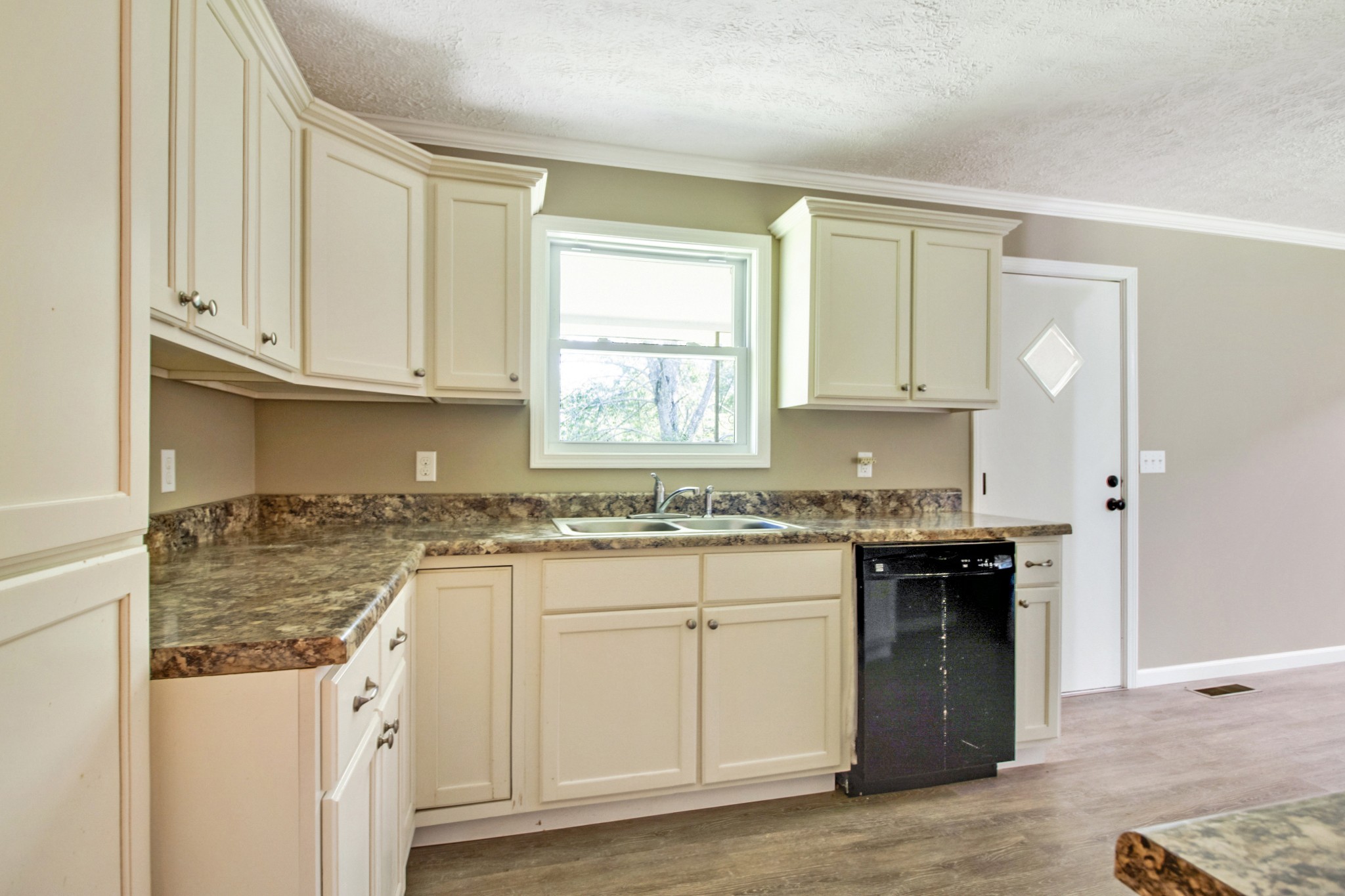 818 Old Poplar Cove Rd