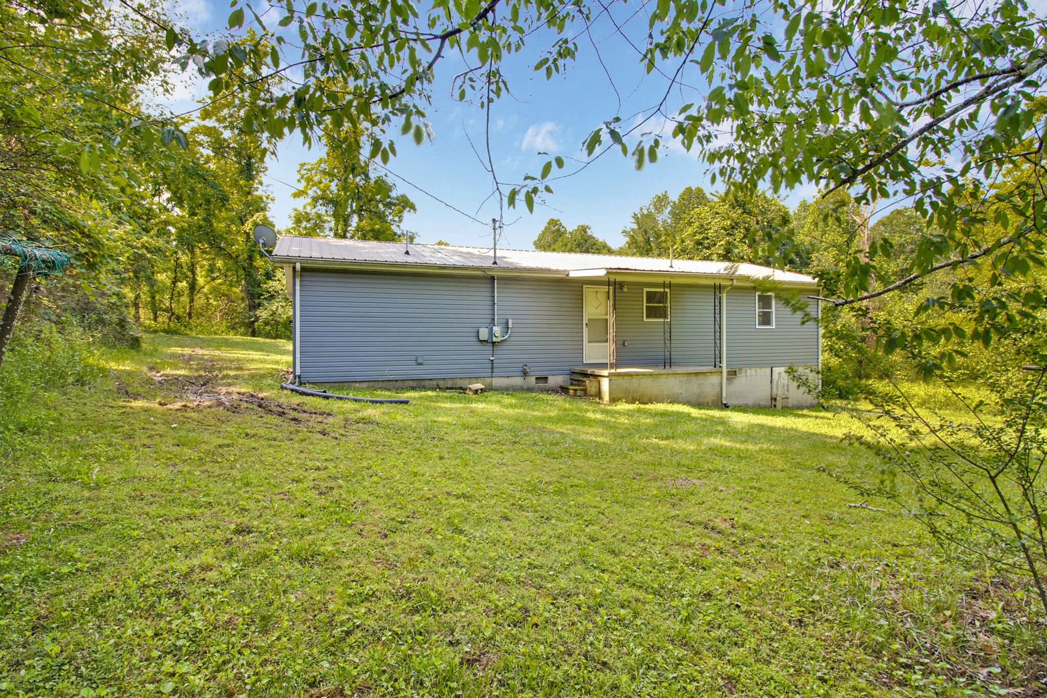 818 Old Poplar Cove Rd