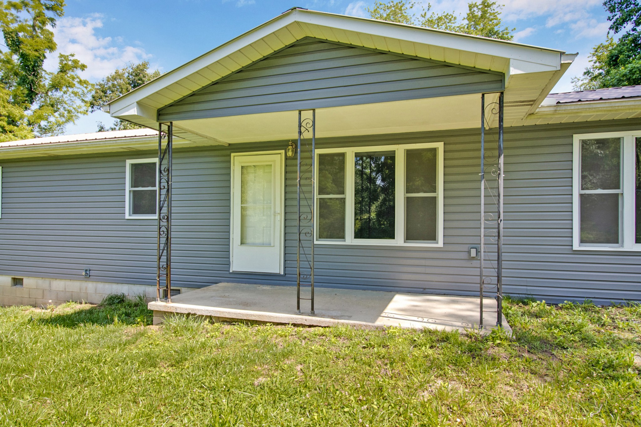 818 Old Poplar Cove Rd