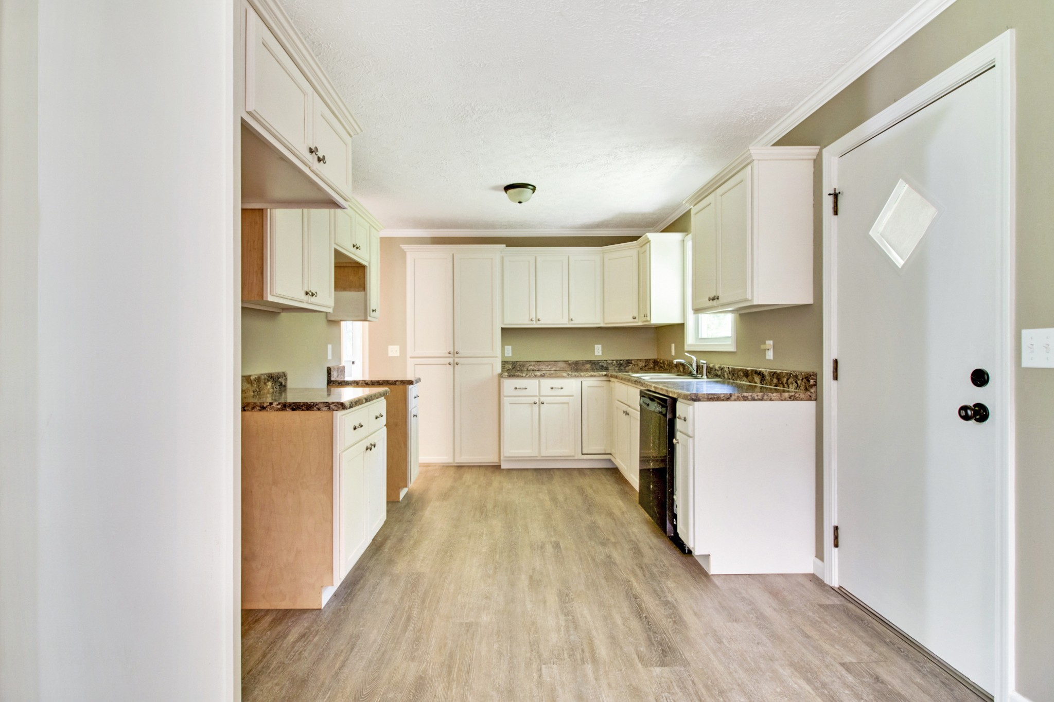 818 Old Poplar Cove Rd