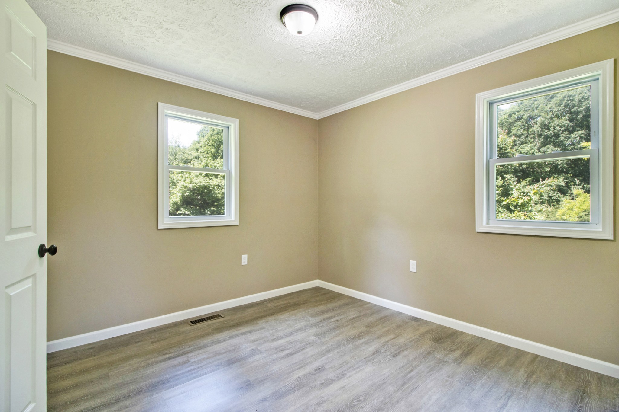 818 Old Poplar Cove Rd