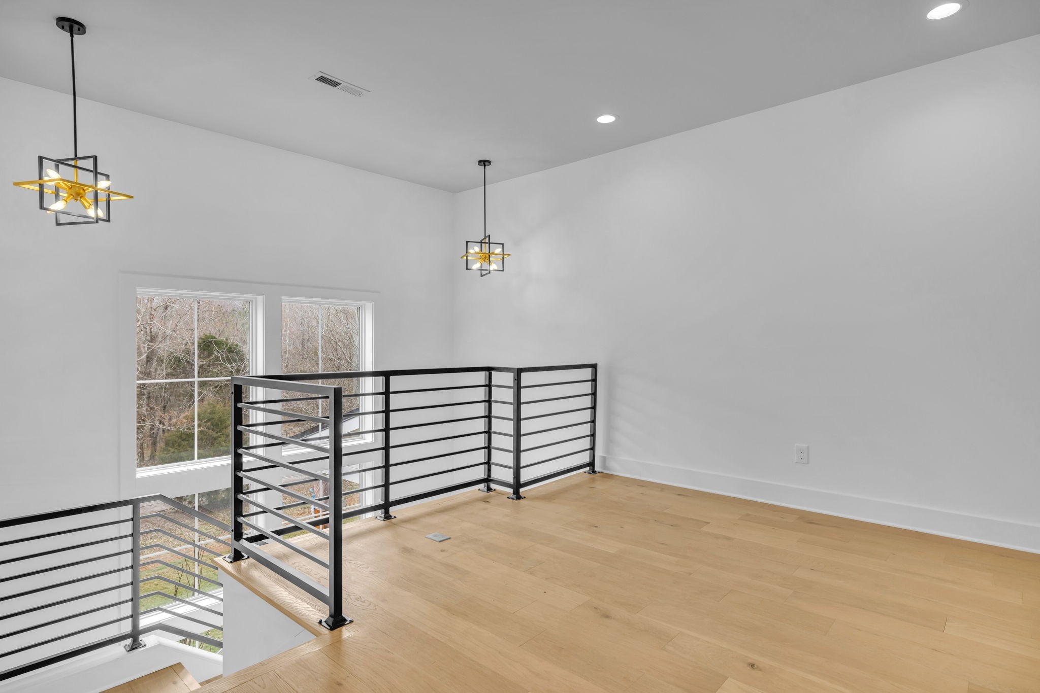 1646 Deal Rd