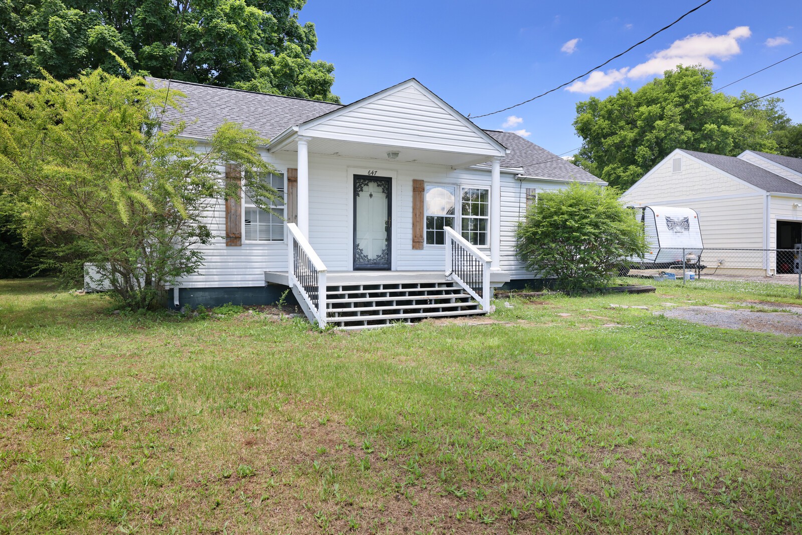 647 Cheryl Ave