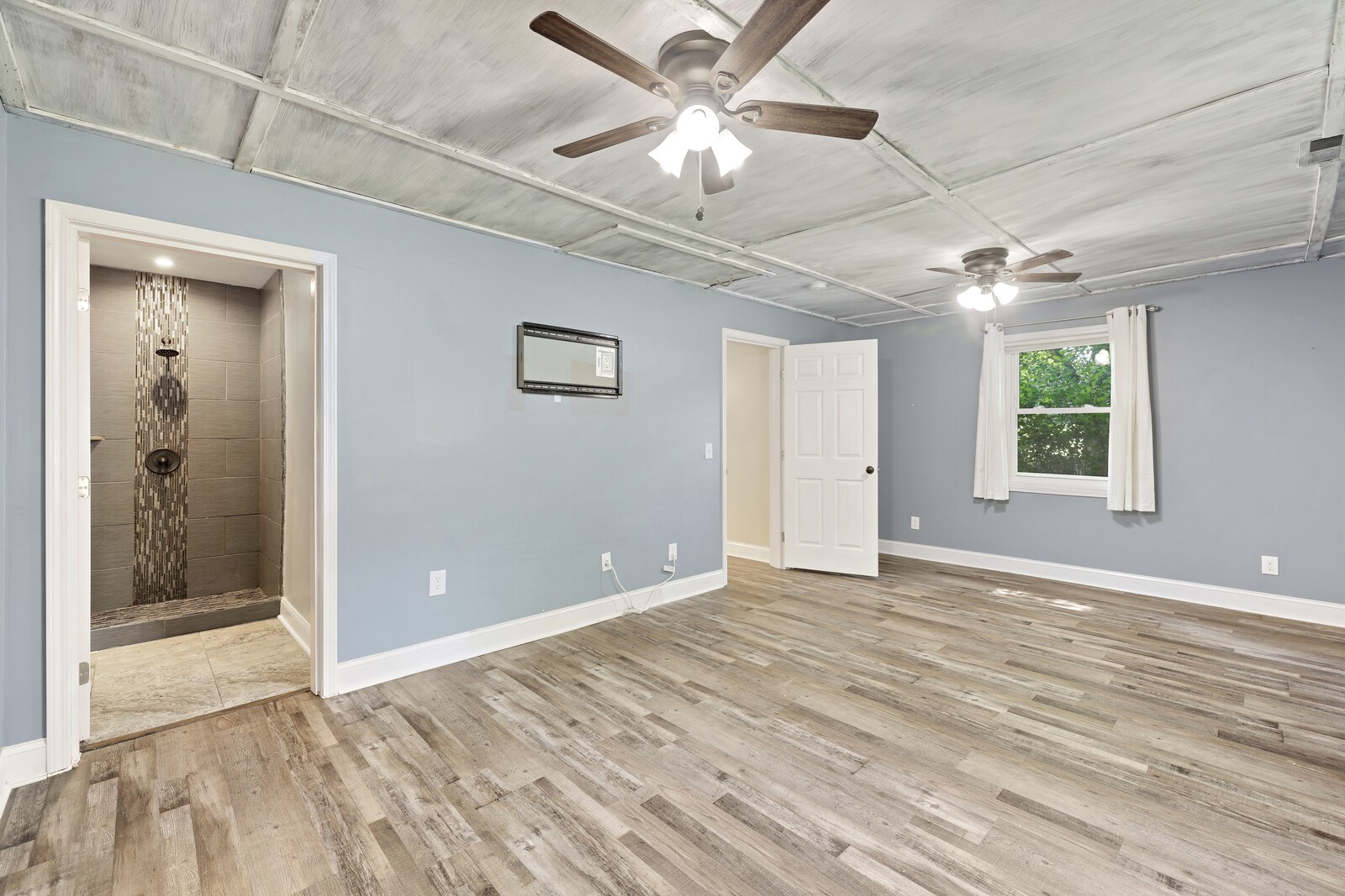 286 Dorris Rd