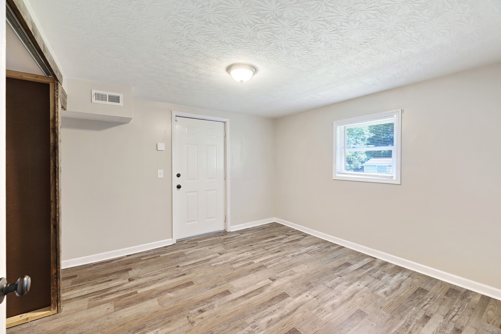 286 Dorris Rd