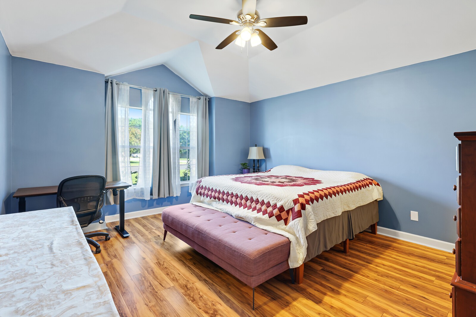 2801 Meadow Gln