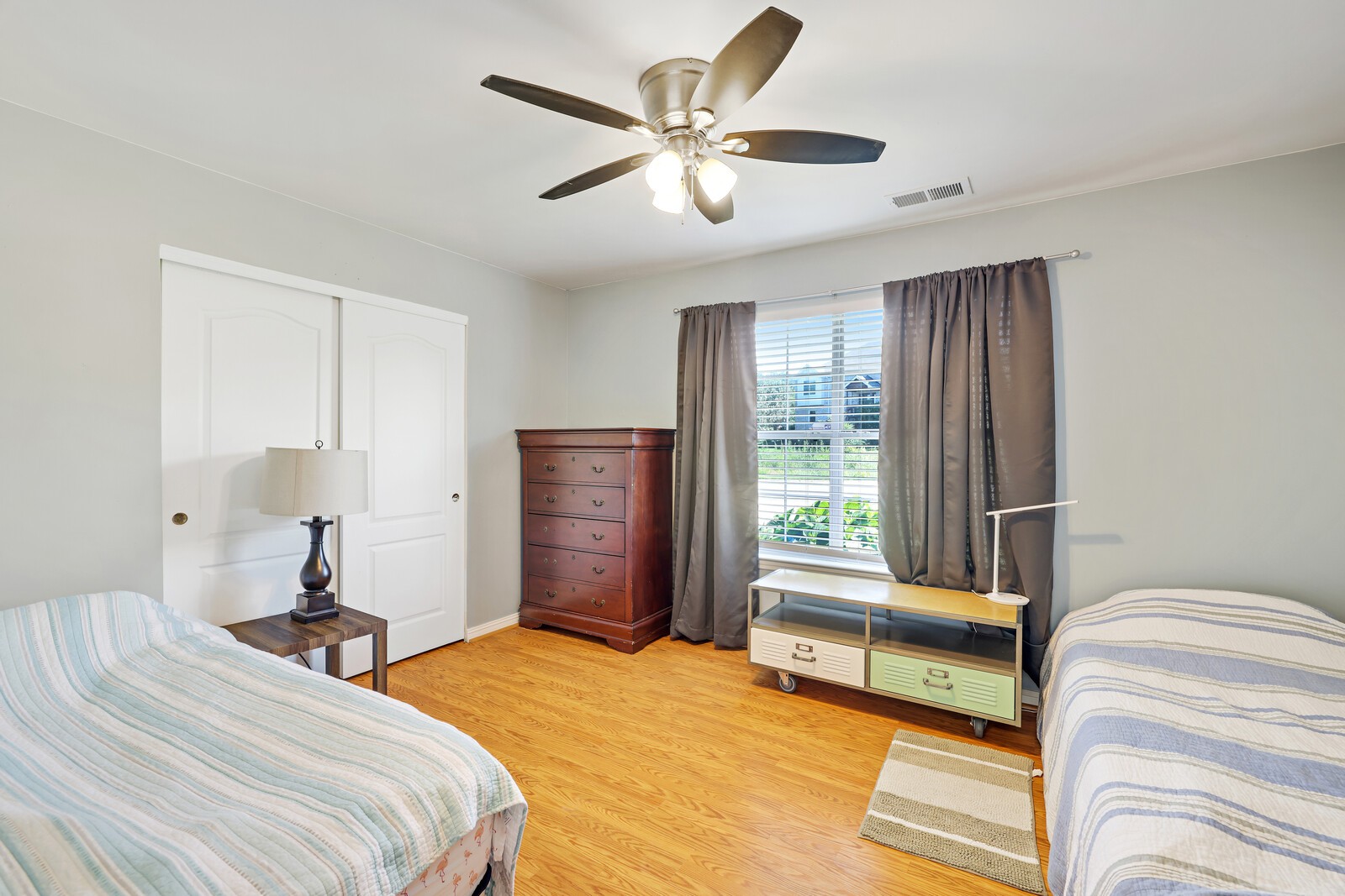 2801 Meadow Gln
