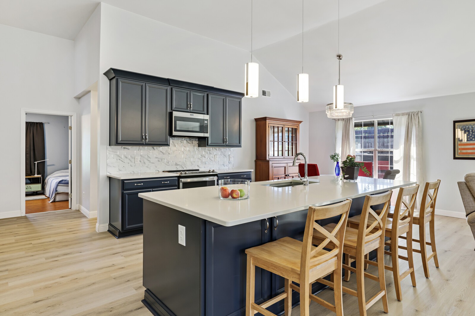 2801 Meadow Gln