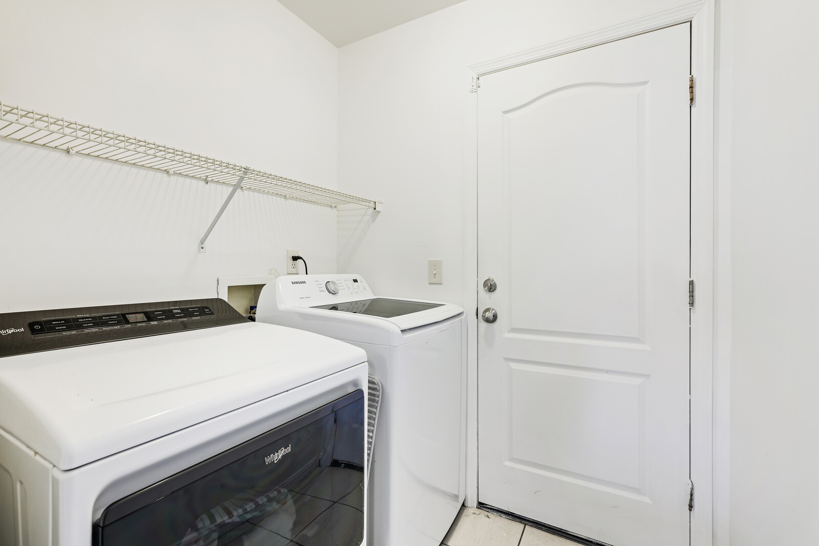 2801 Meadow Gln