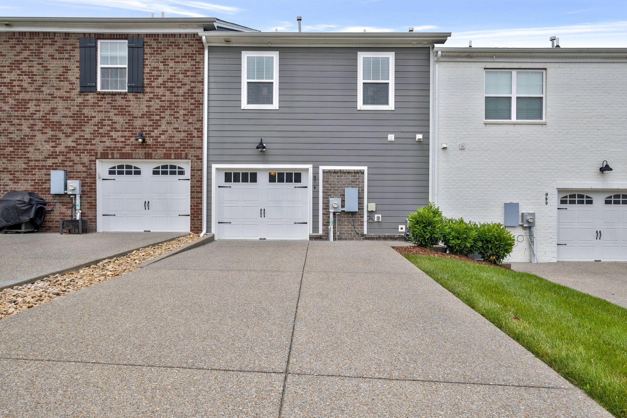 978 Cherry Grove Dr