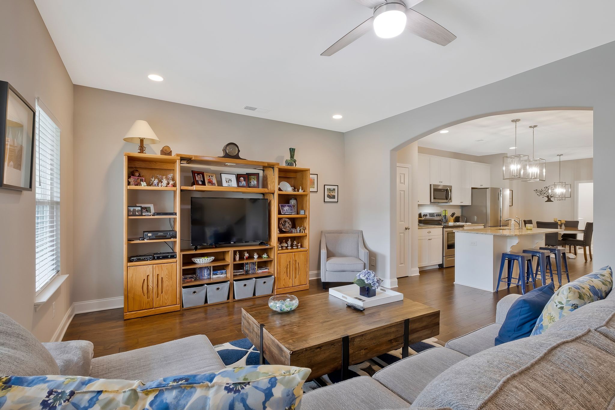 978 Cherry Grove Dr