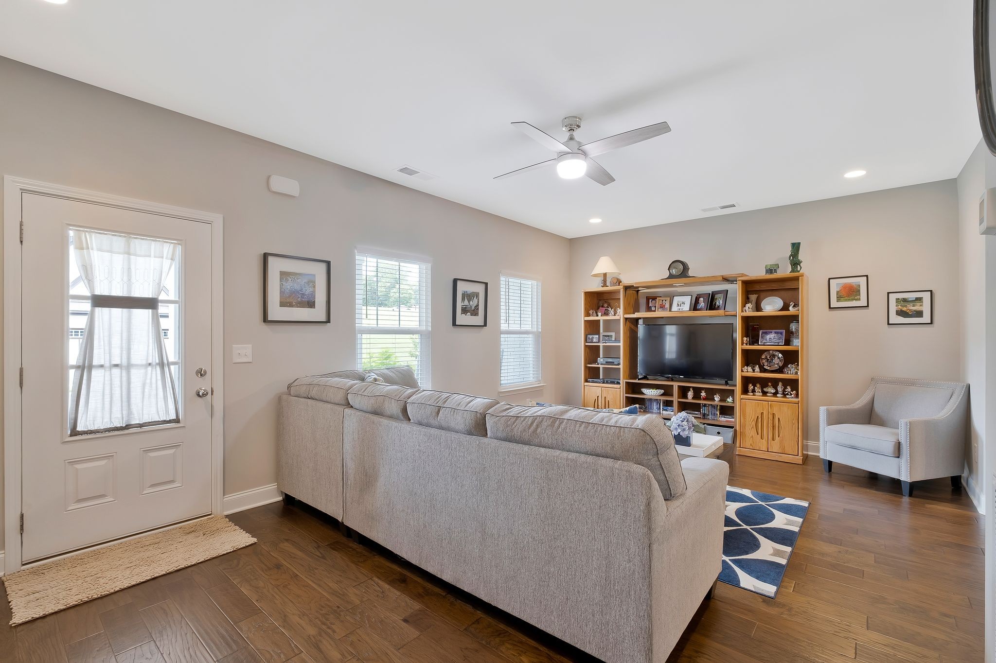 978 Cherry Grove Dr