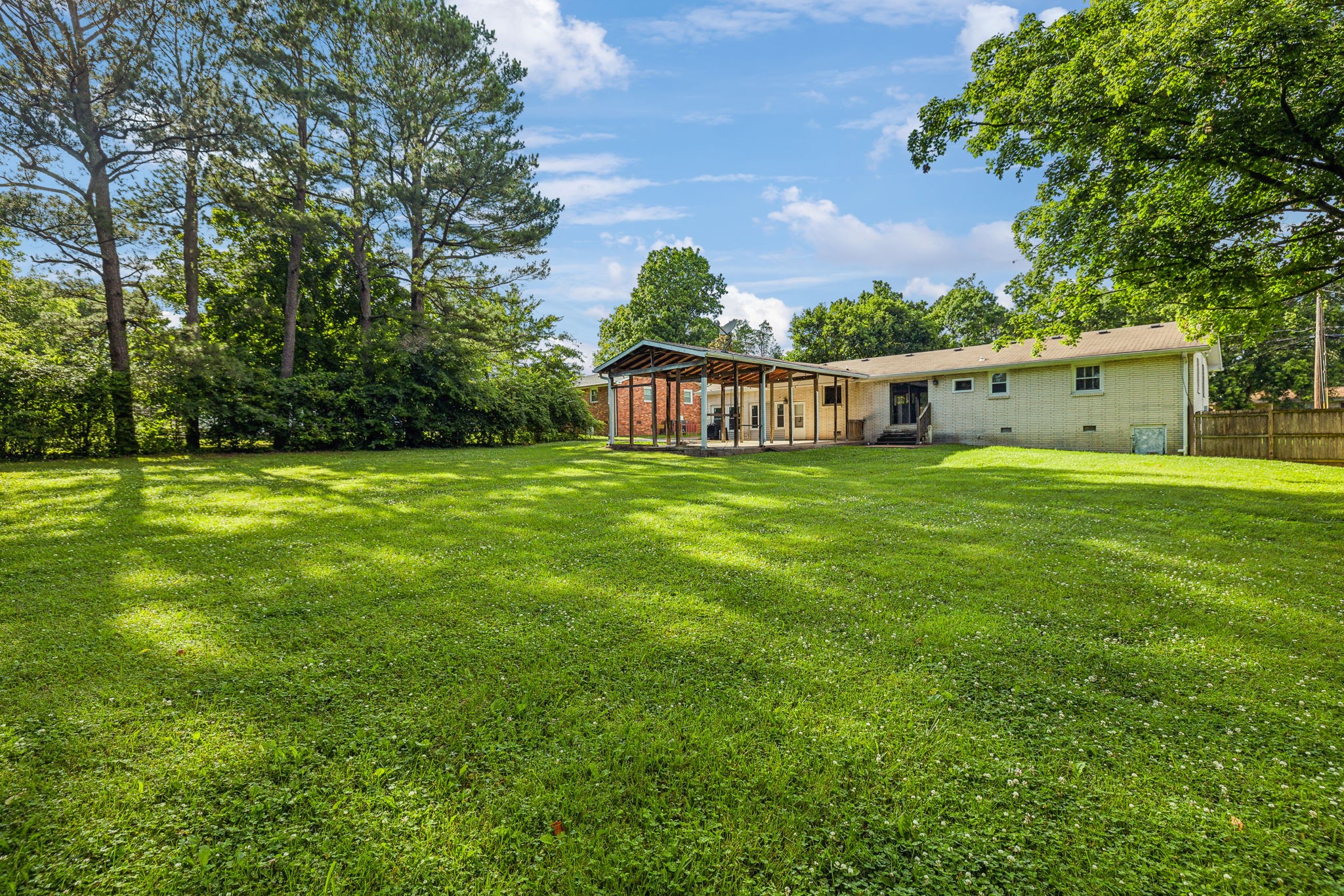 108 Dorris Dr