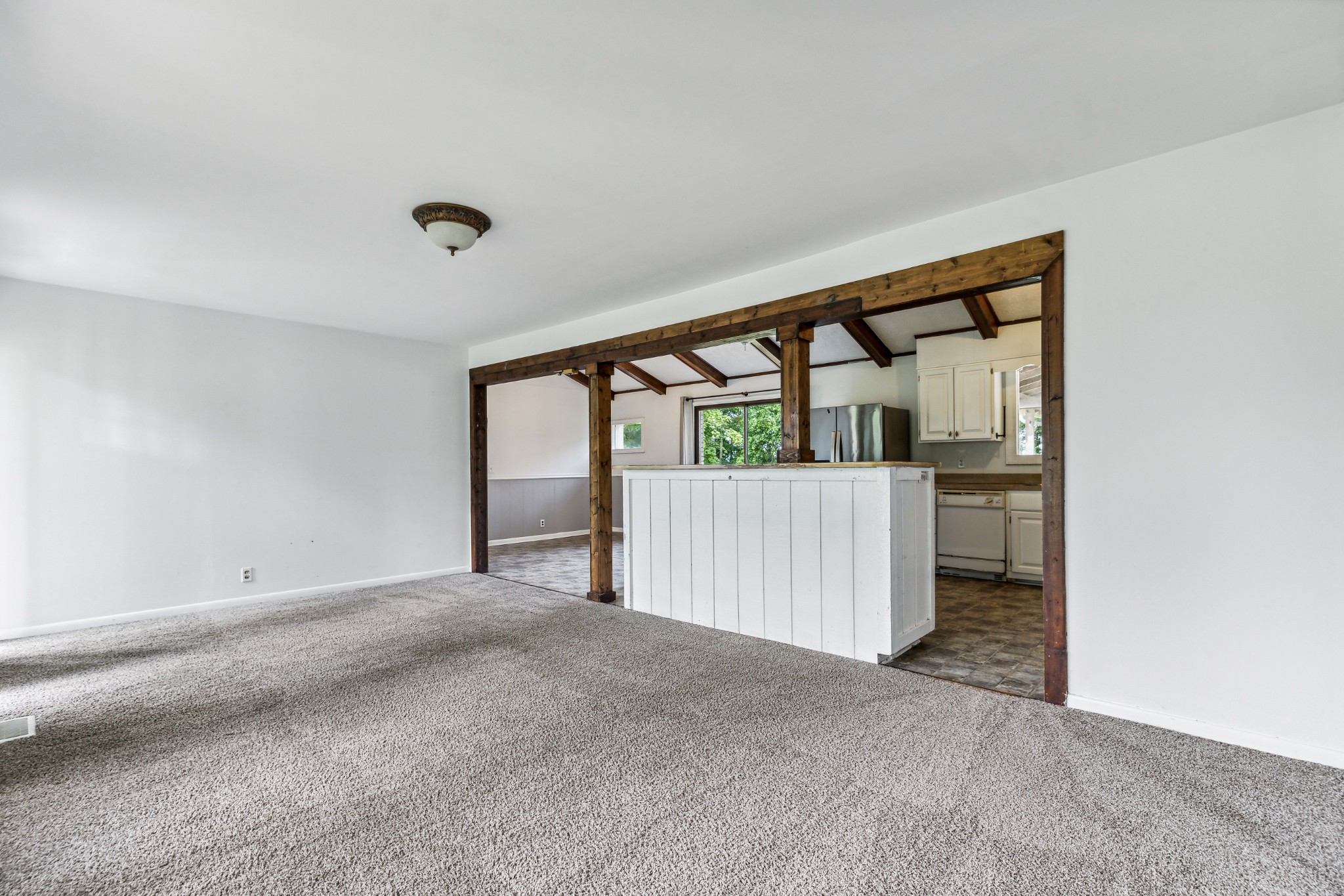 108 Dorris Dr