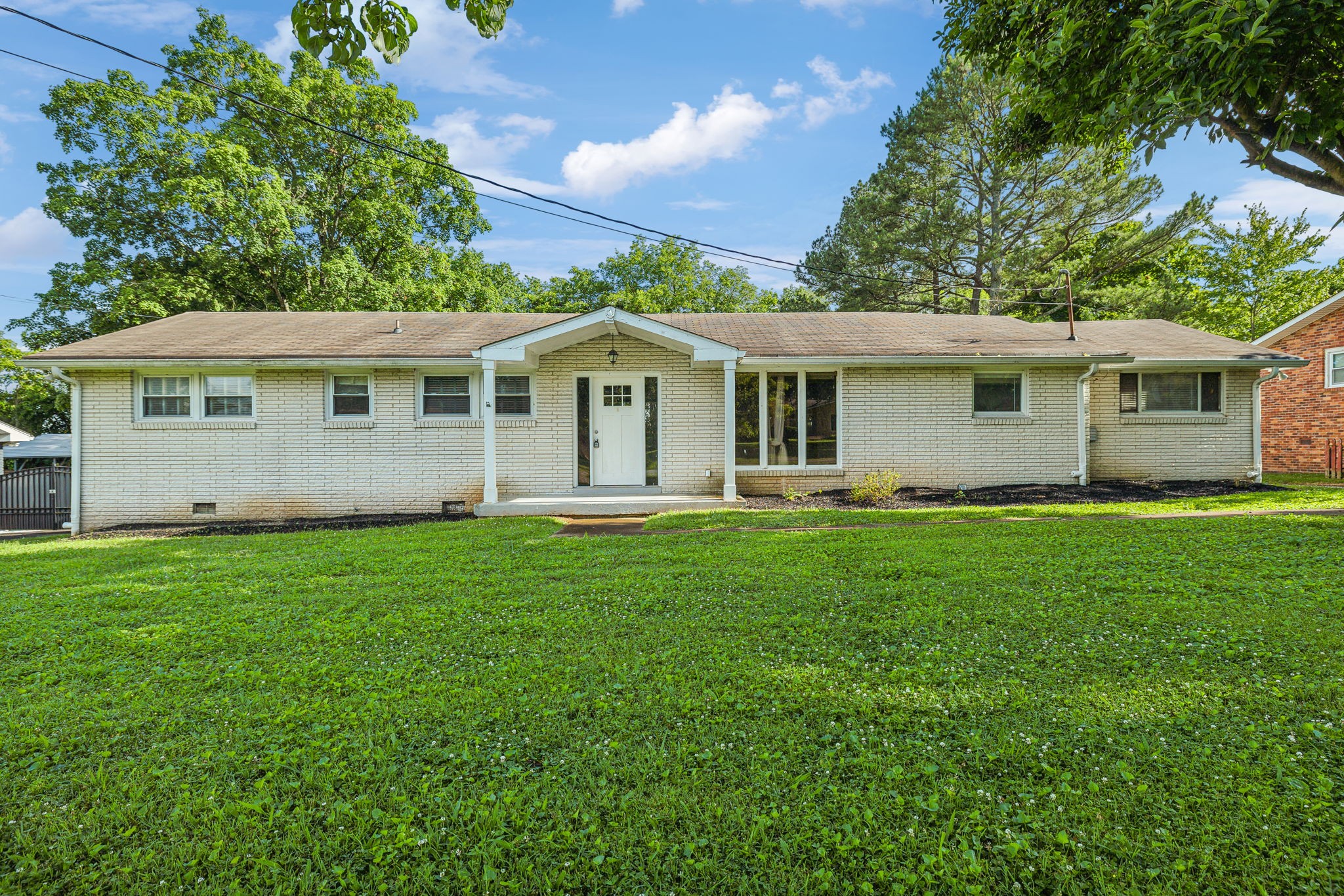 108 Dorris Dr