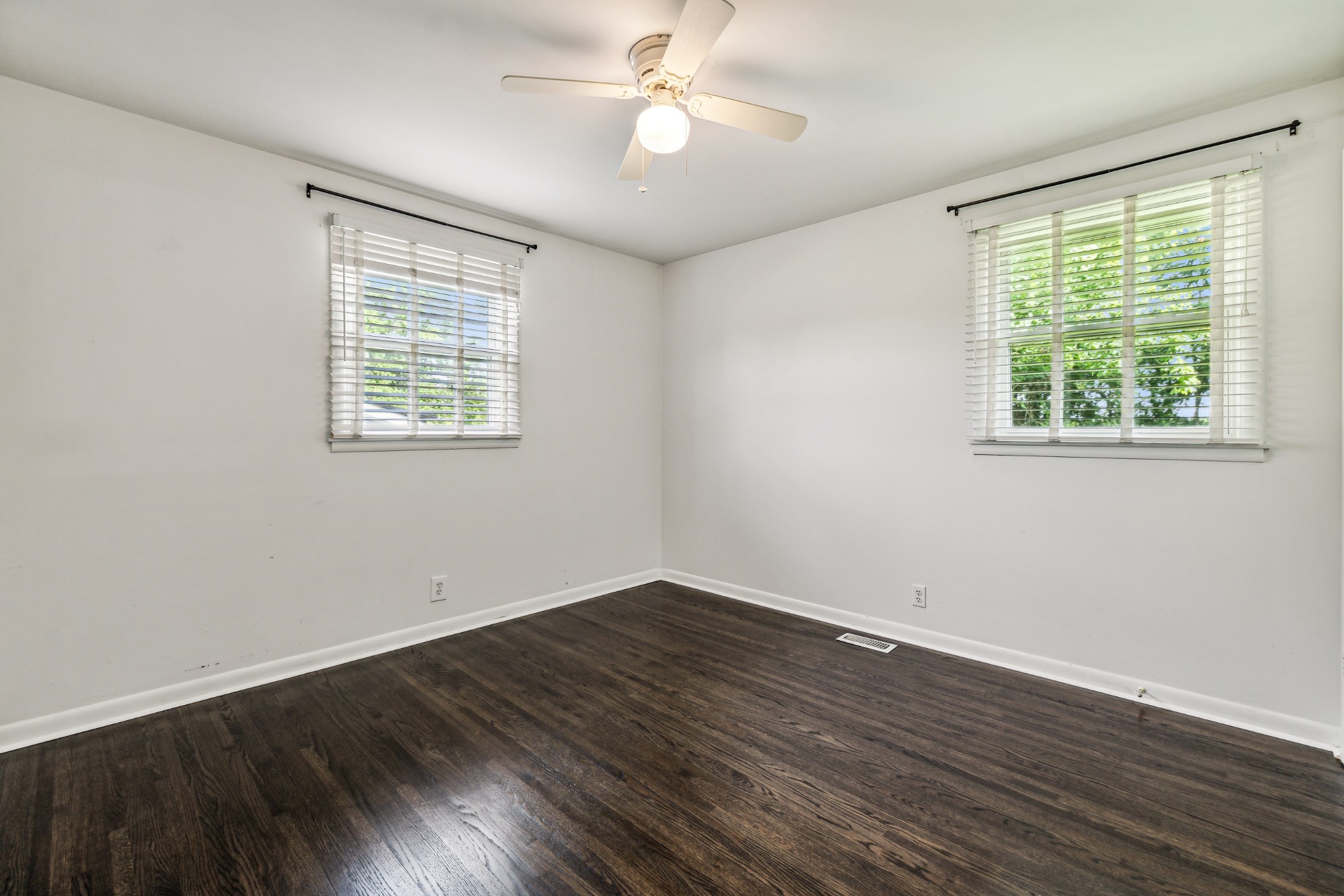 108 Dorris Dr