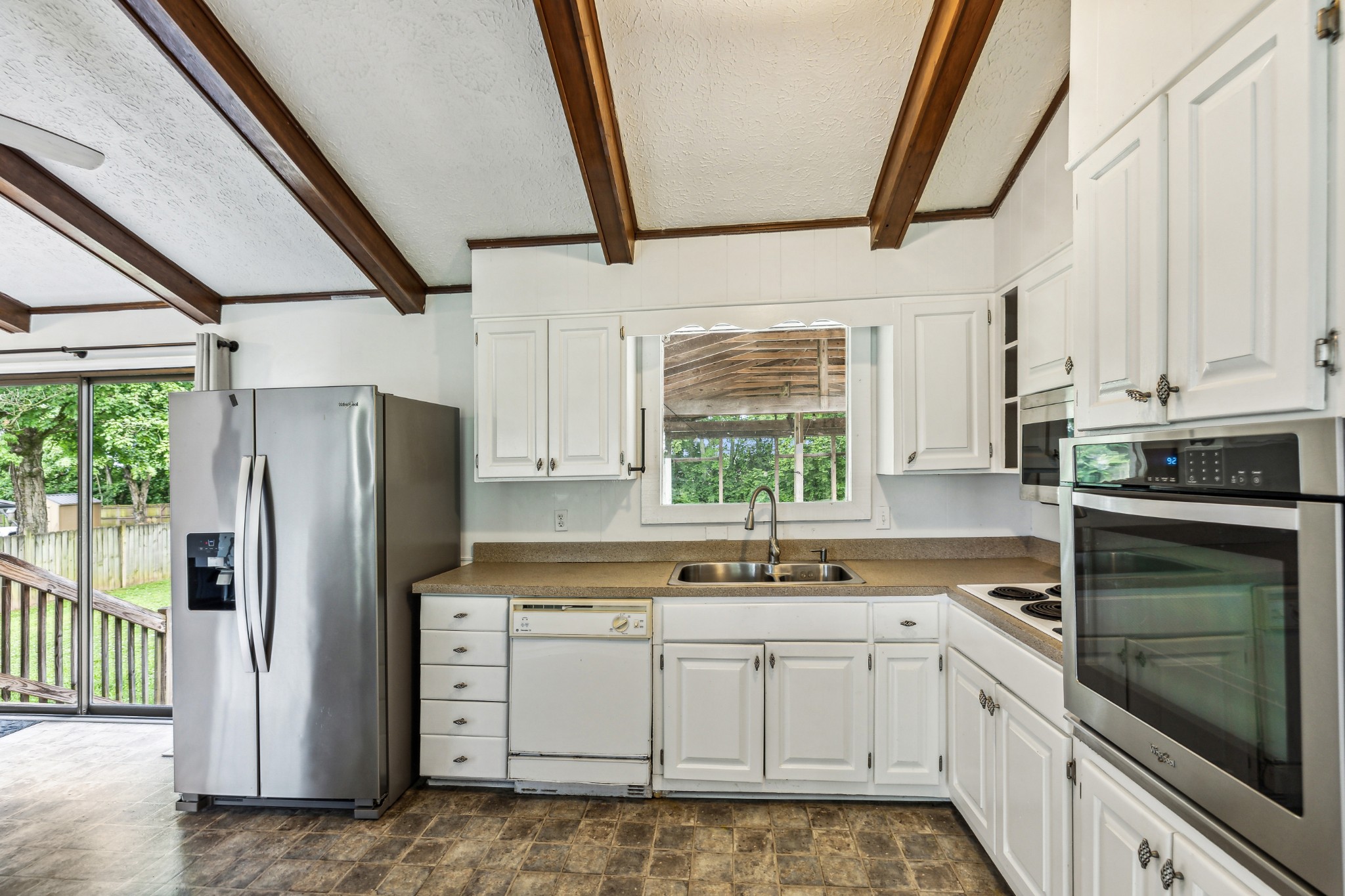 108 Dorris Dr