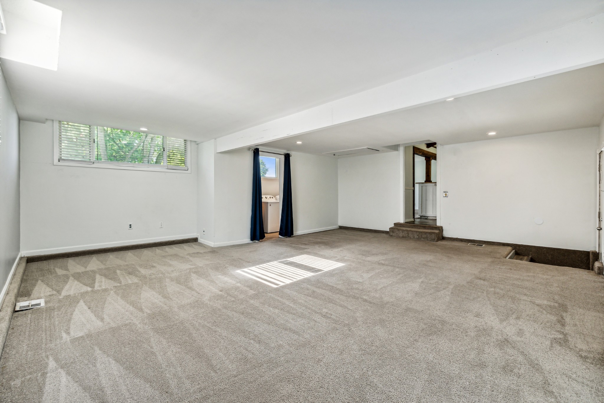 108 Dorris Dr
