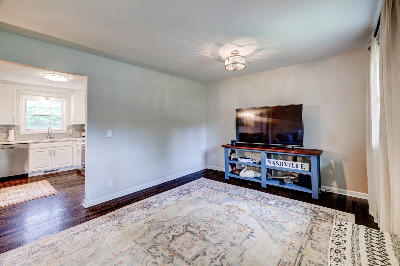 6502 Premier Dr