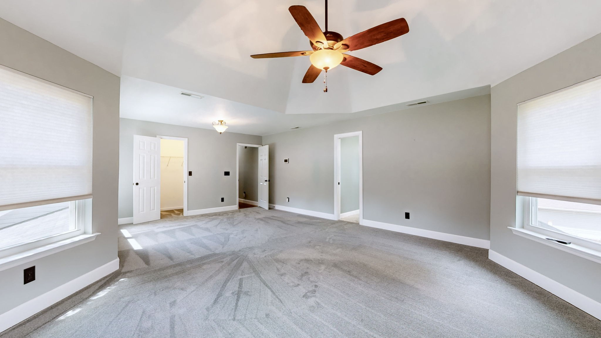 2301 Lance Ln