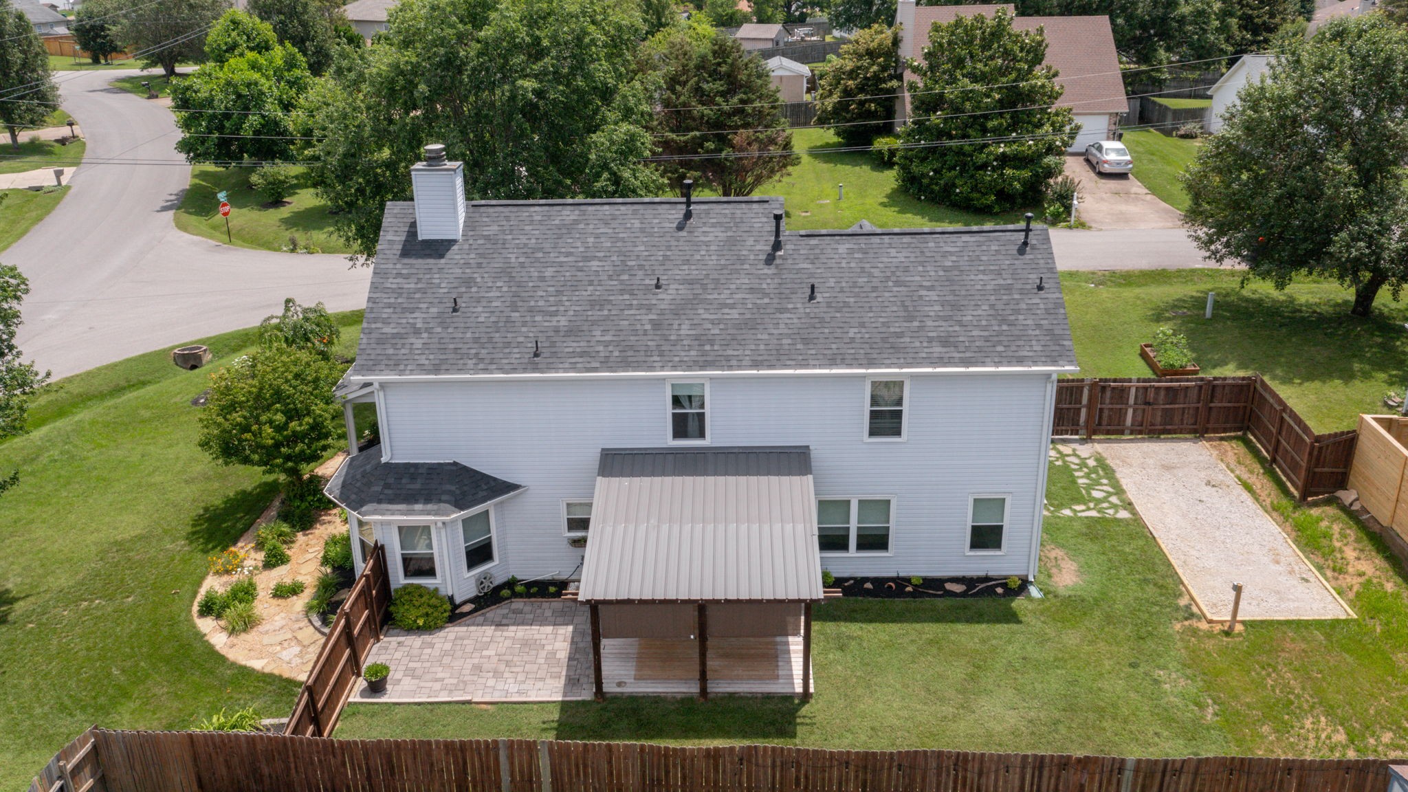 2301 Lance Ln