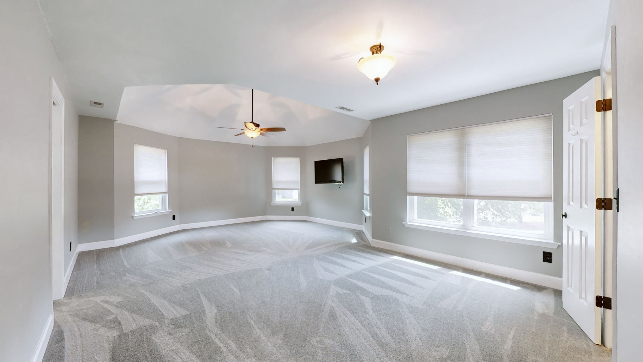 2301 Lance Ln