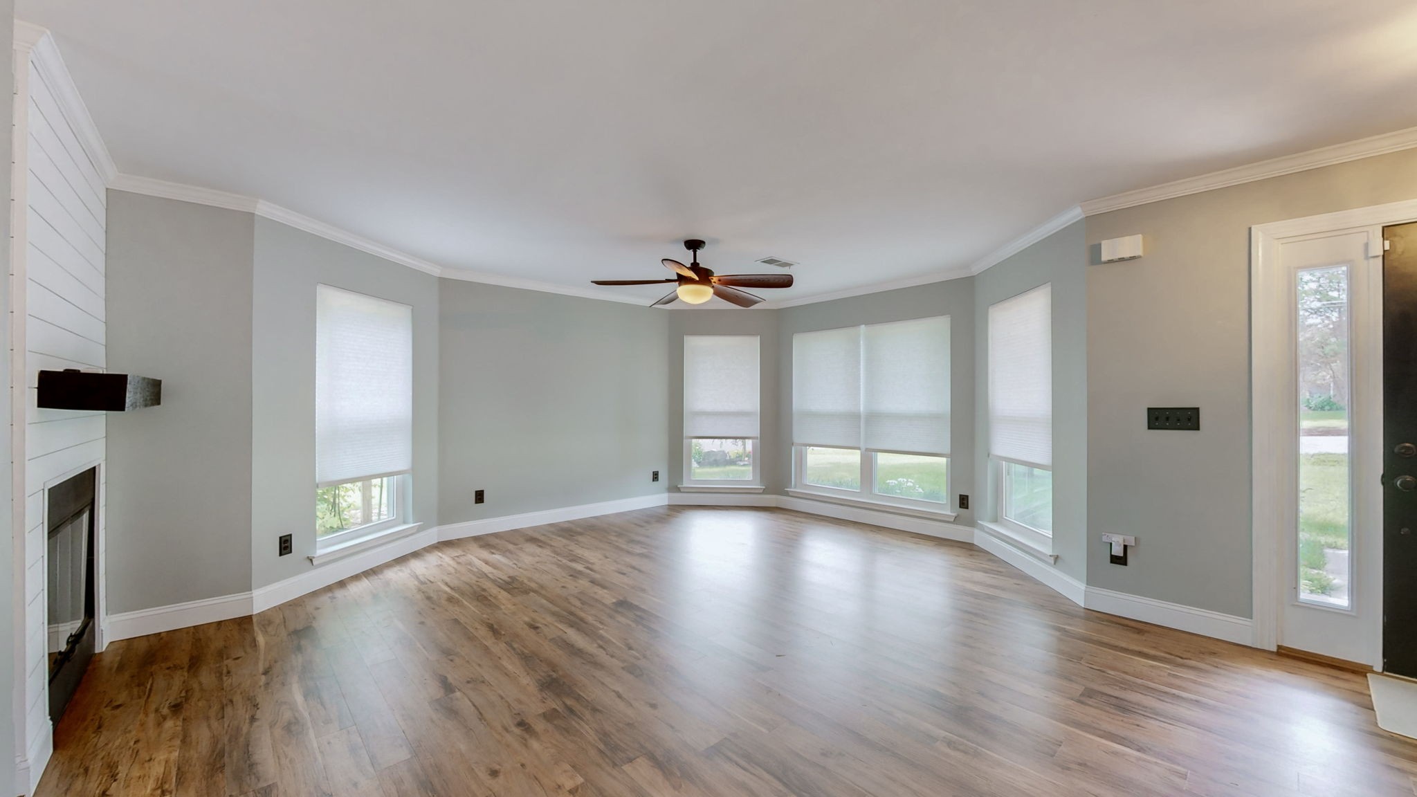 2301 Lance Ln