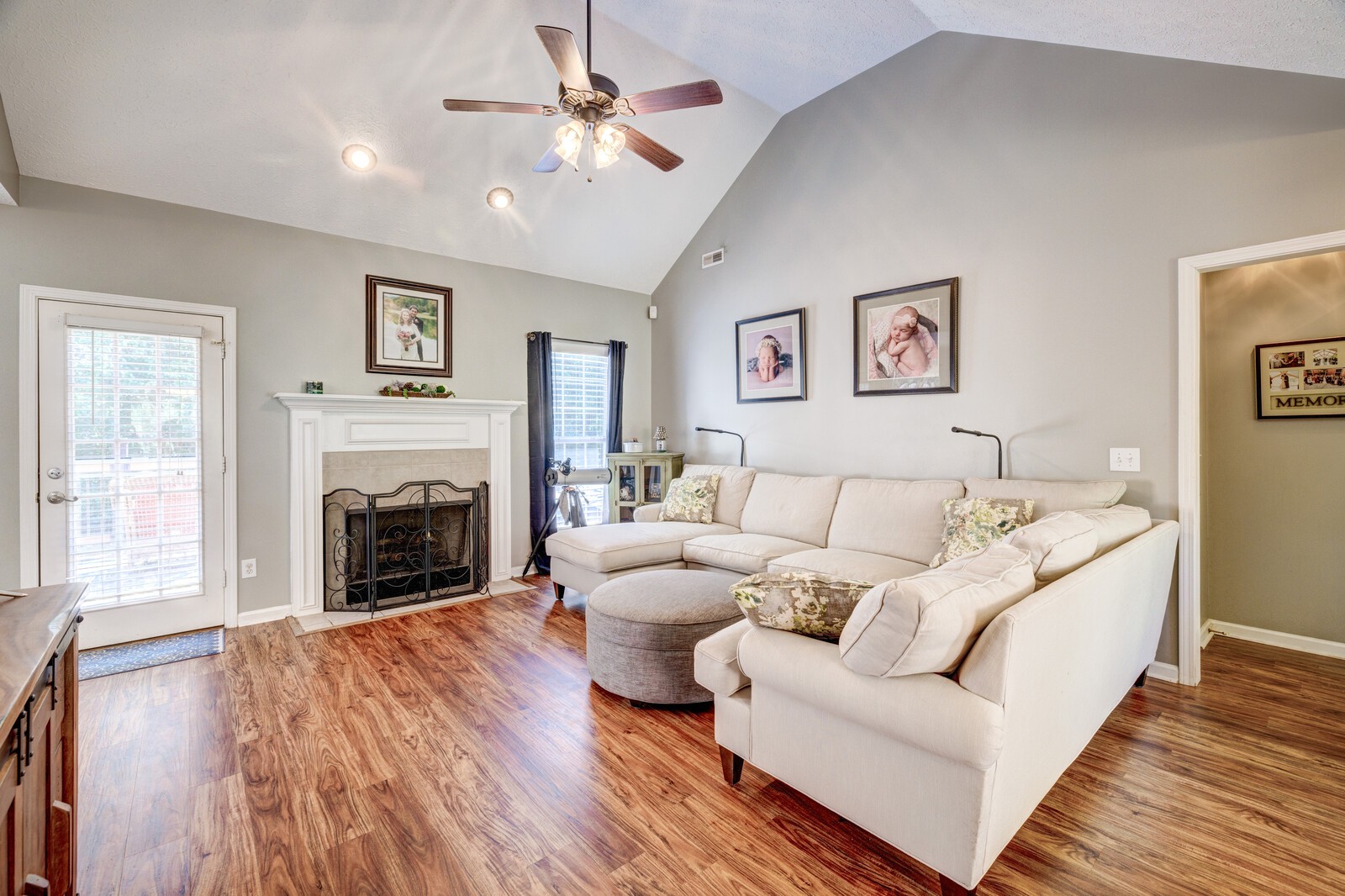 124 Walton Trce, S