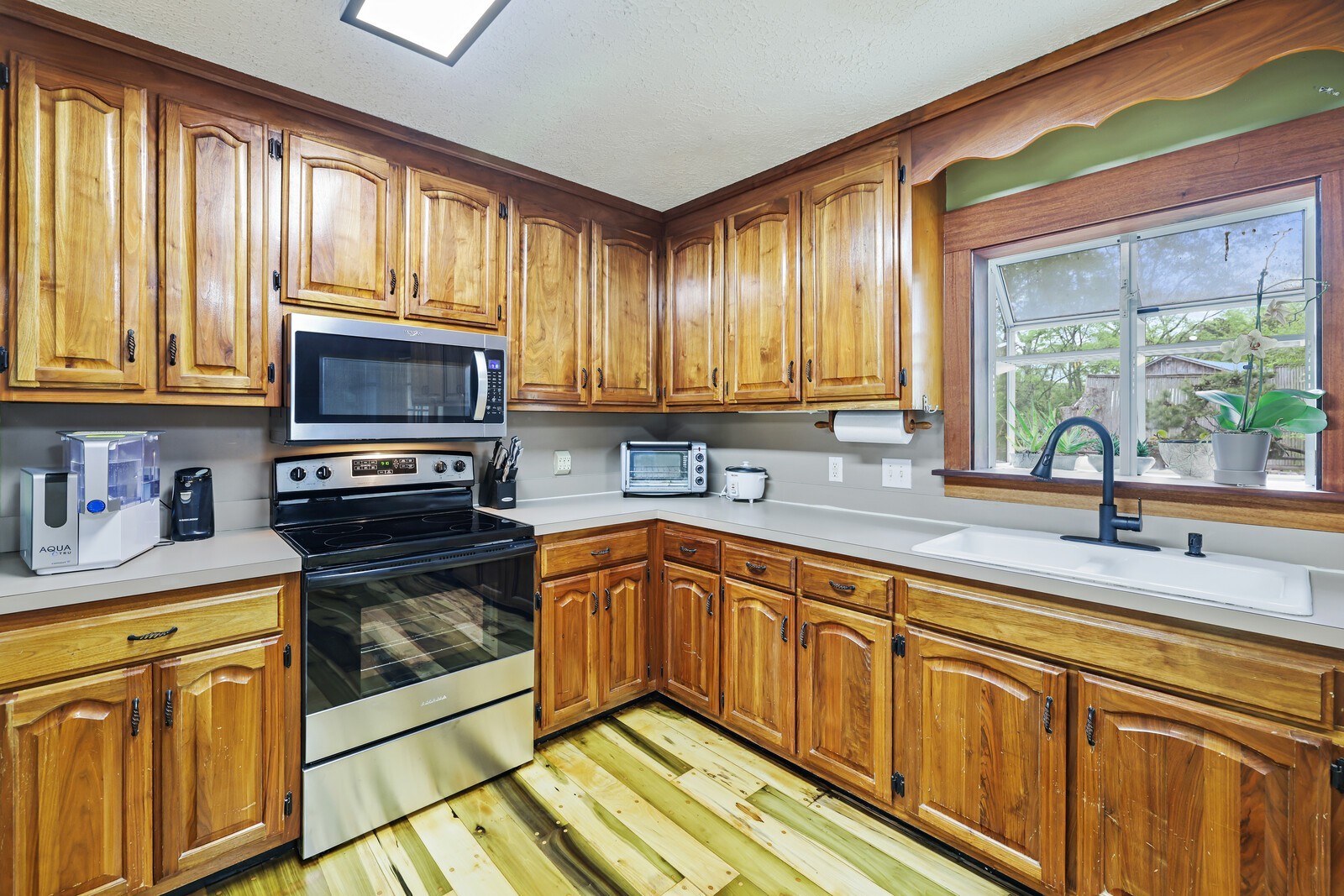 5700 Cane Ridge Rd