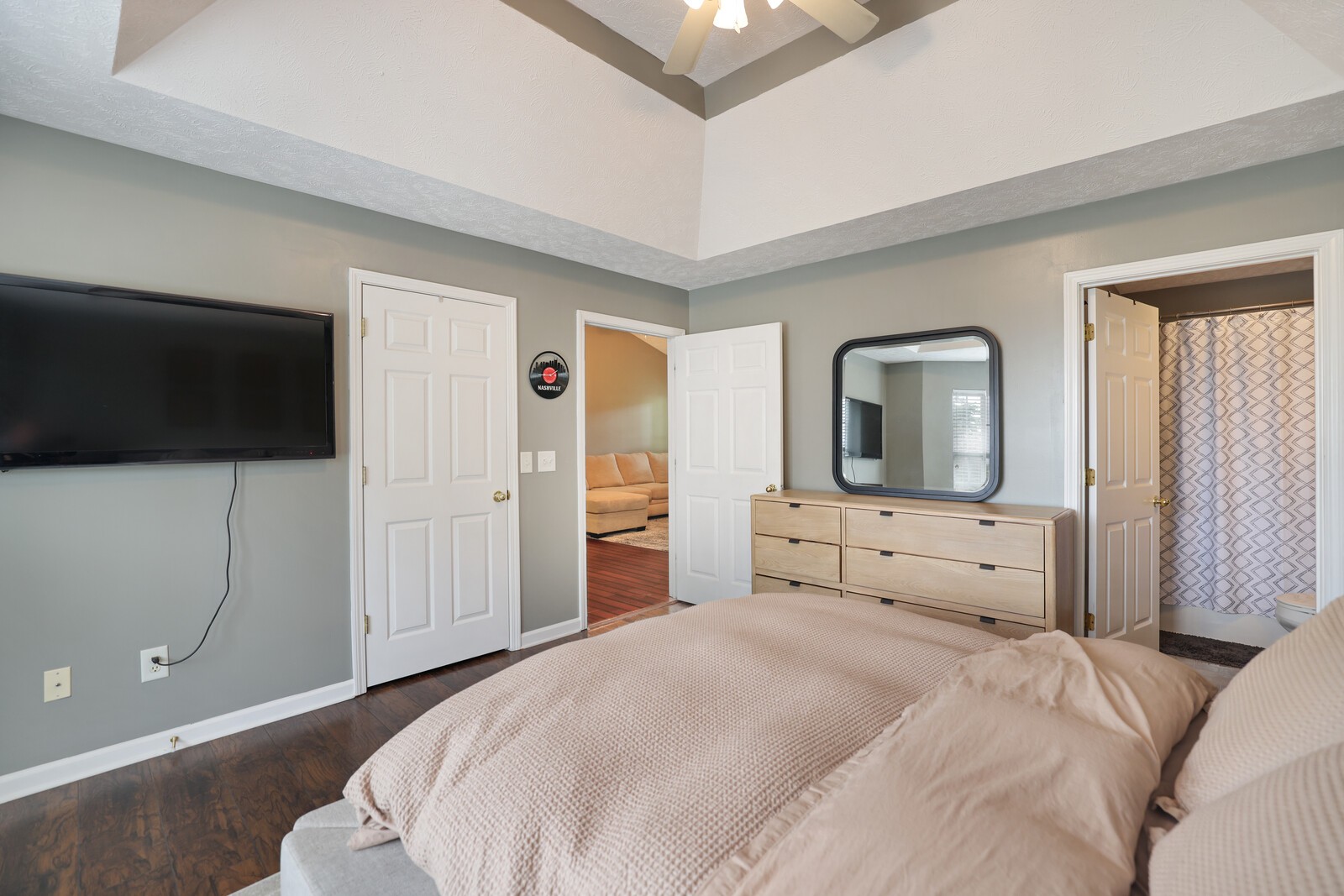206 Christine Dr