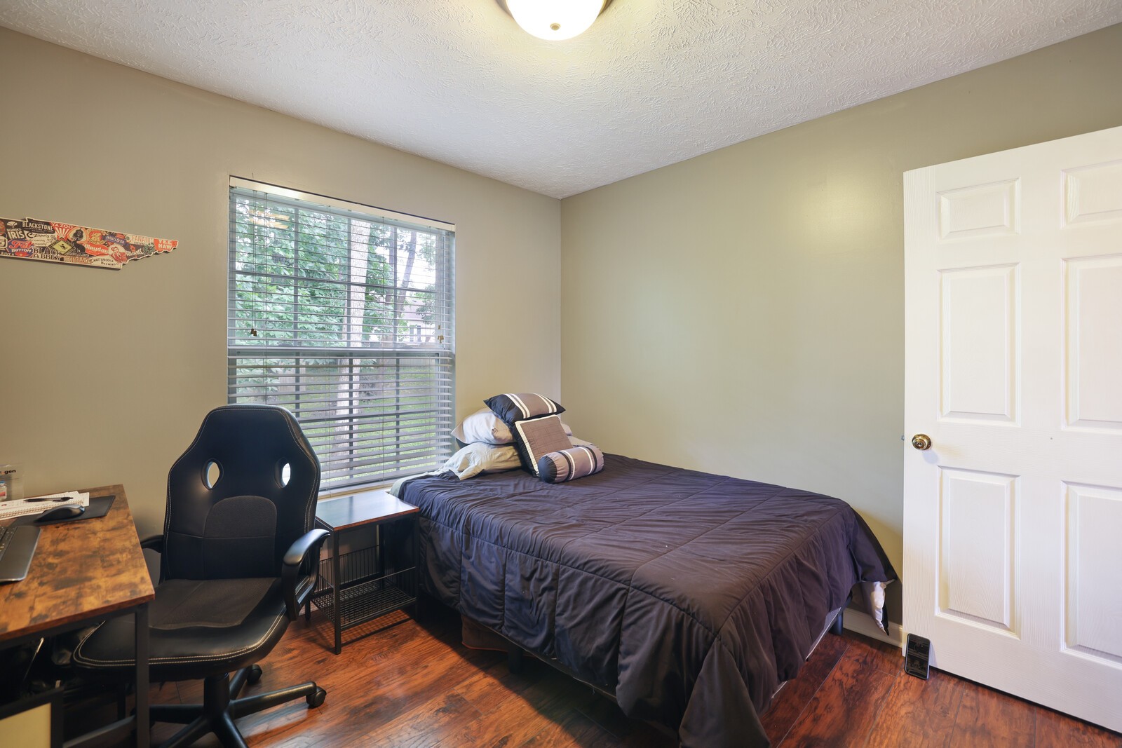 206 Christine Dr