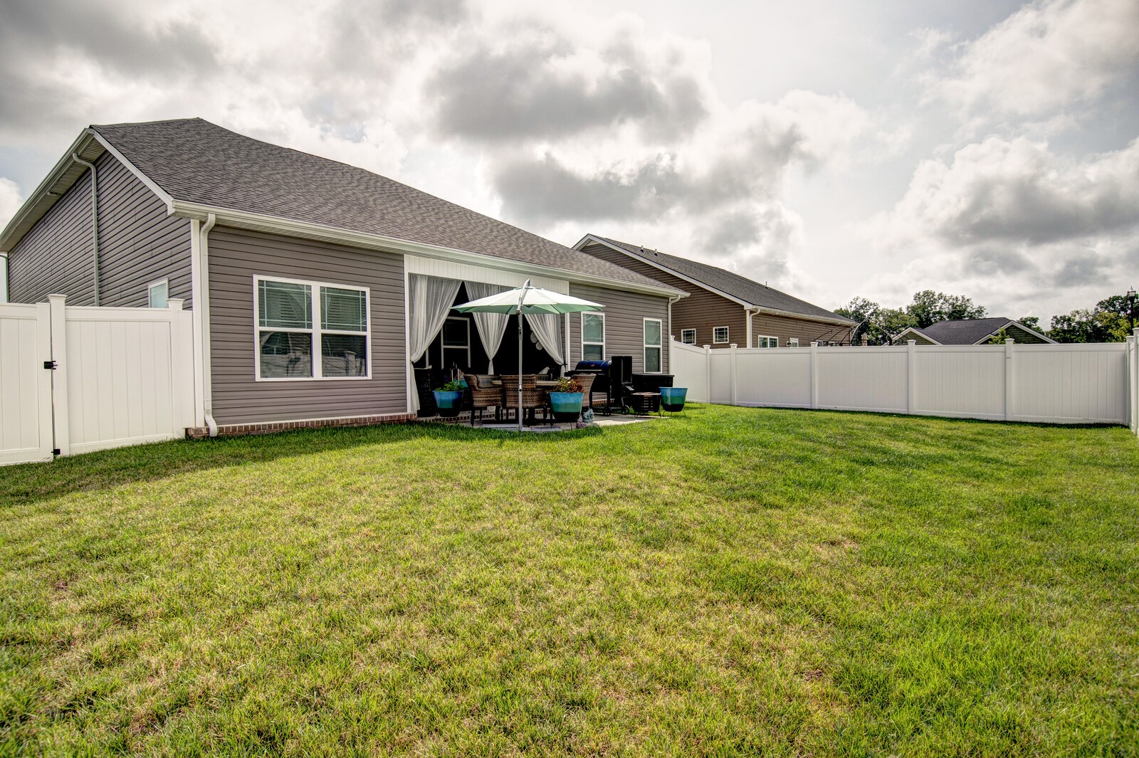305 Turney Ln