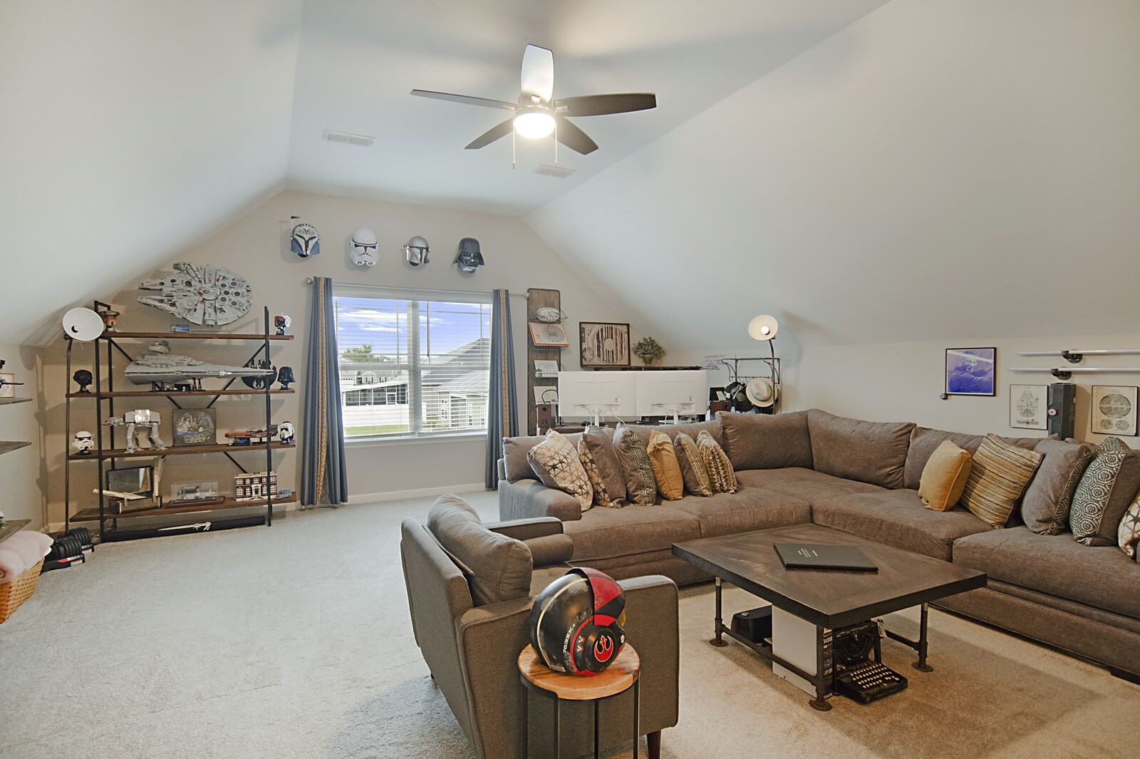 305 Turney Ln