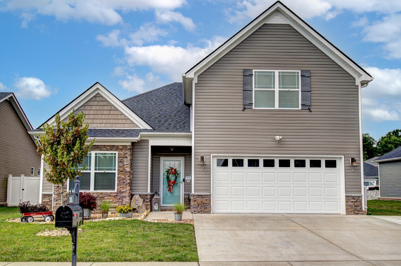 305 Turney Ln