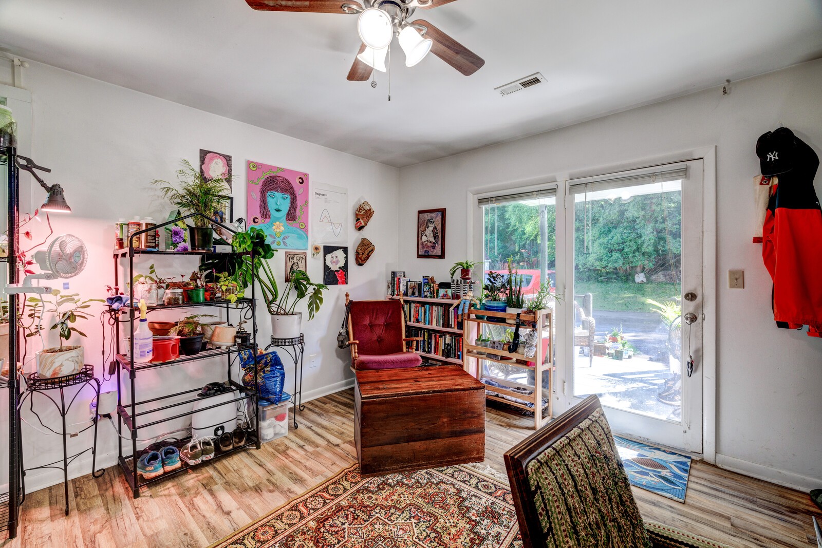 2201 Cooper Ln