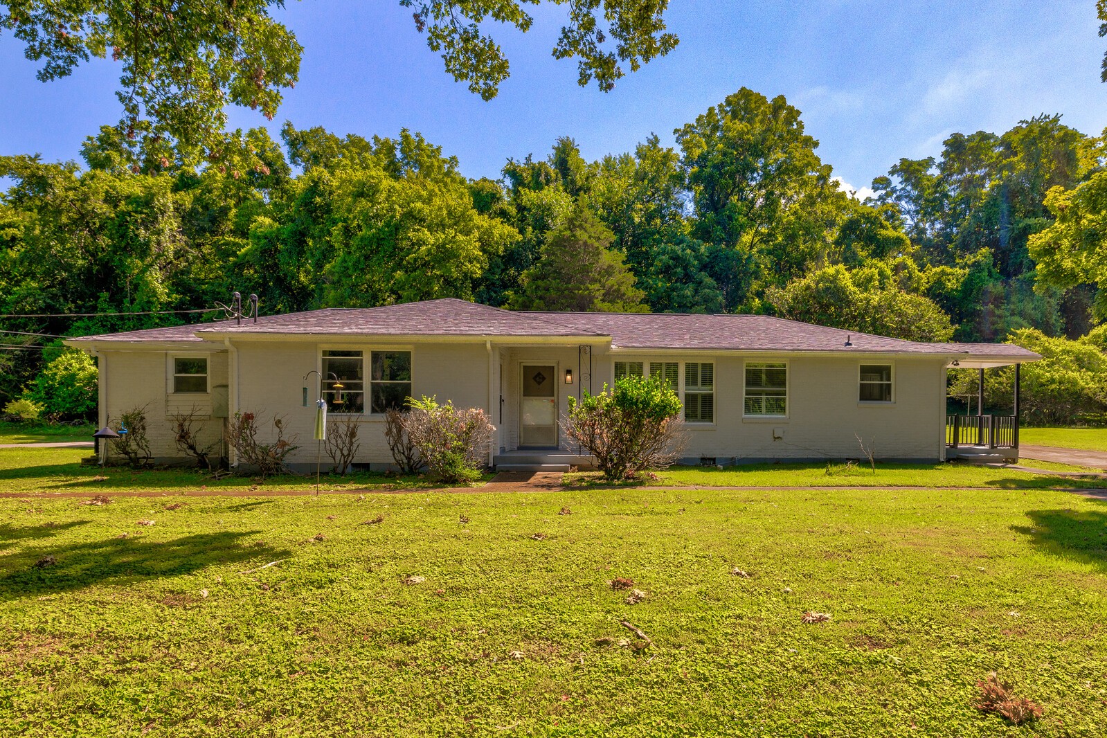 2201 Cooper Ln