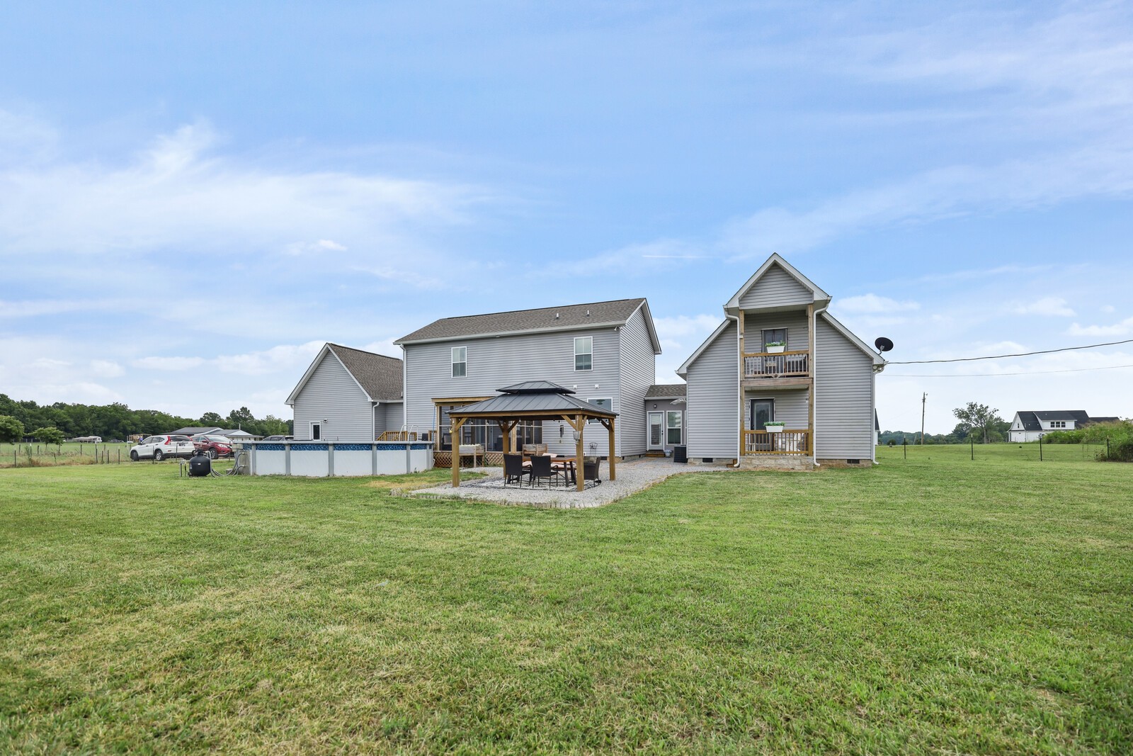 3718 Mealer Rd