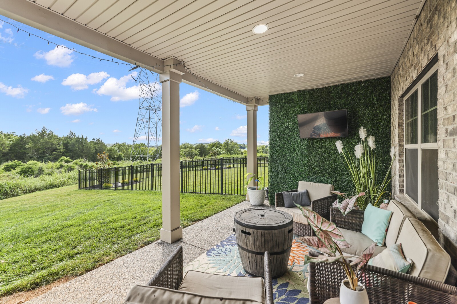 78 Grindstone Dr