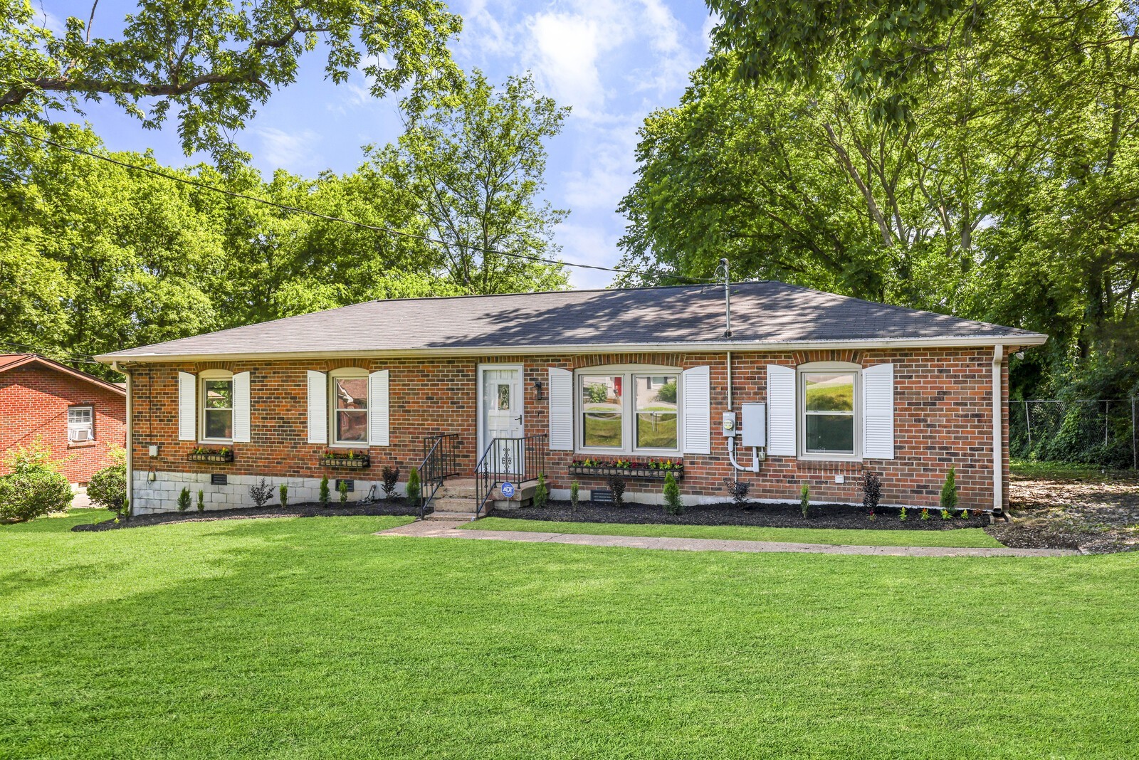 3816 Buena Vista Pike