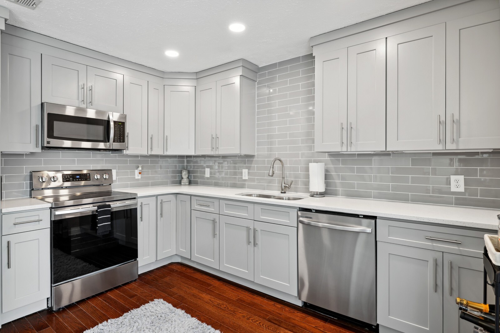 119 Highland Villa Dr