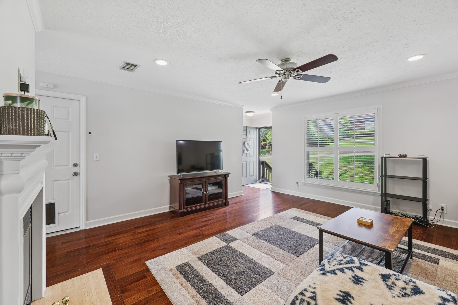 119 Highland Villa Dr