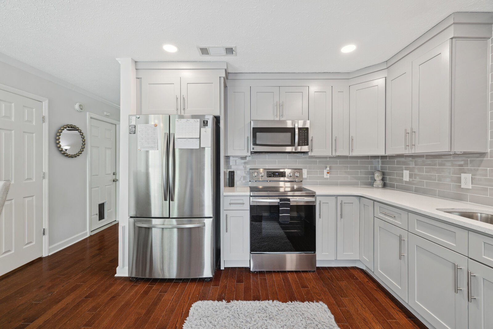 119 Highland Villa Dr