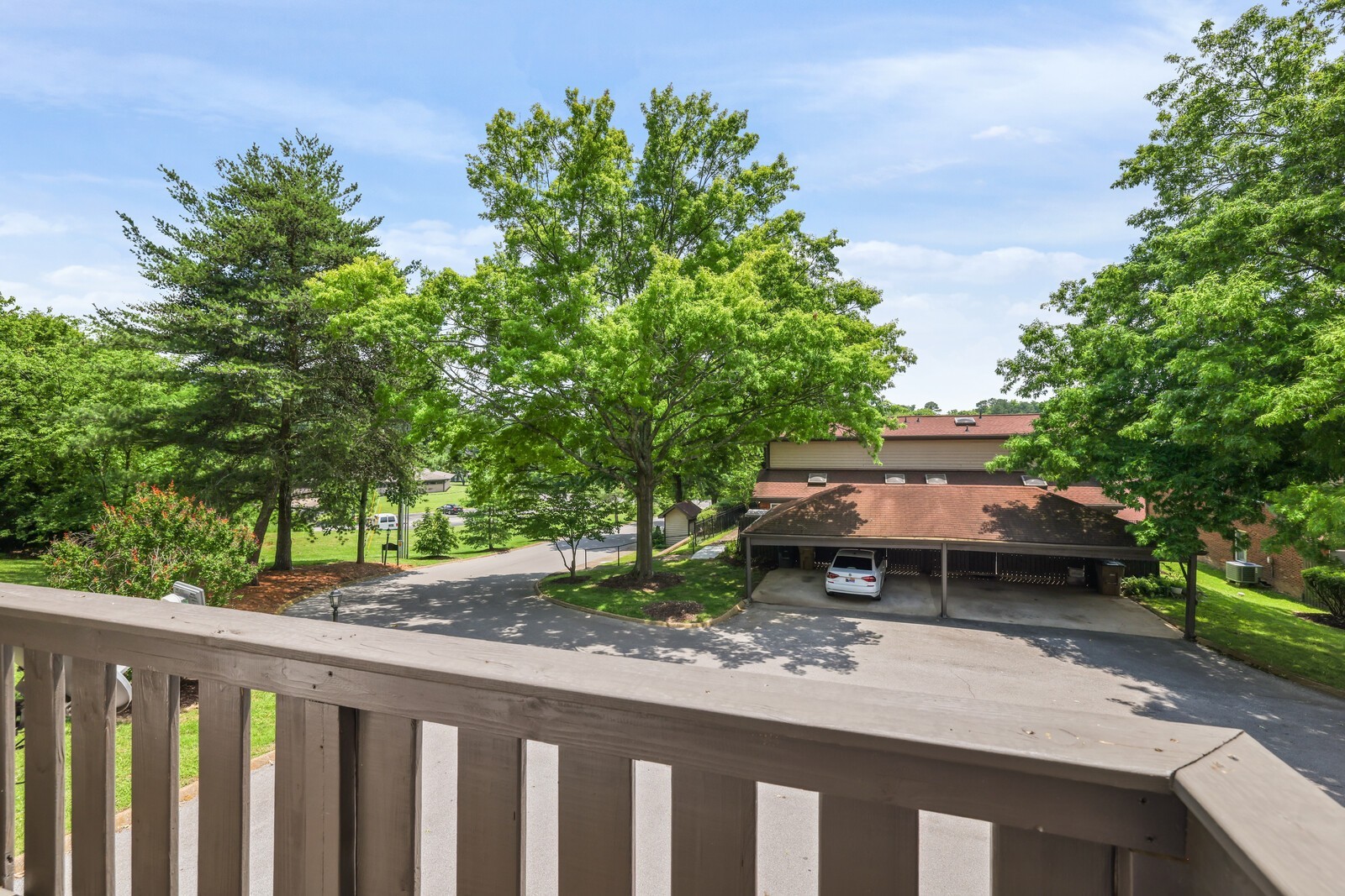 119 Highland Villa Dr