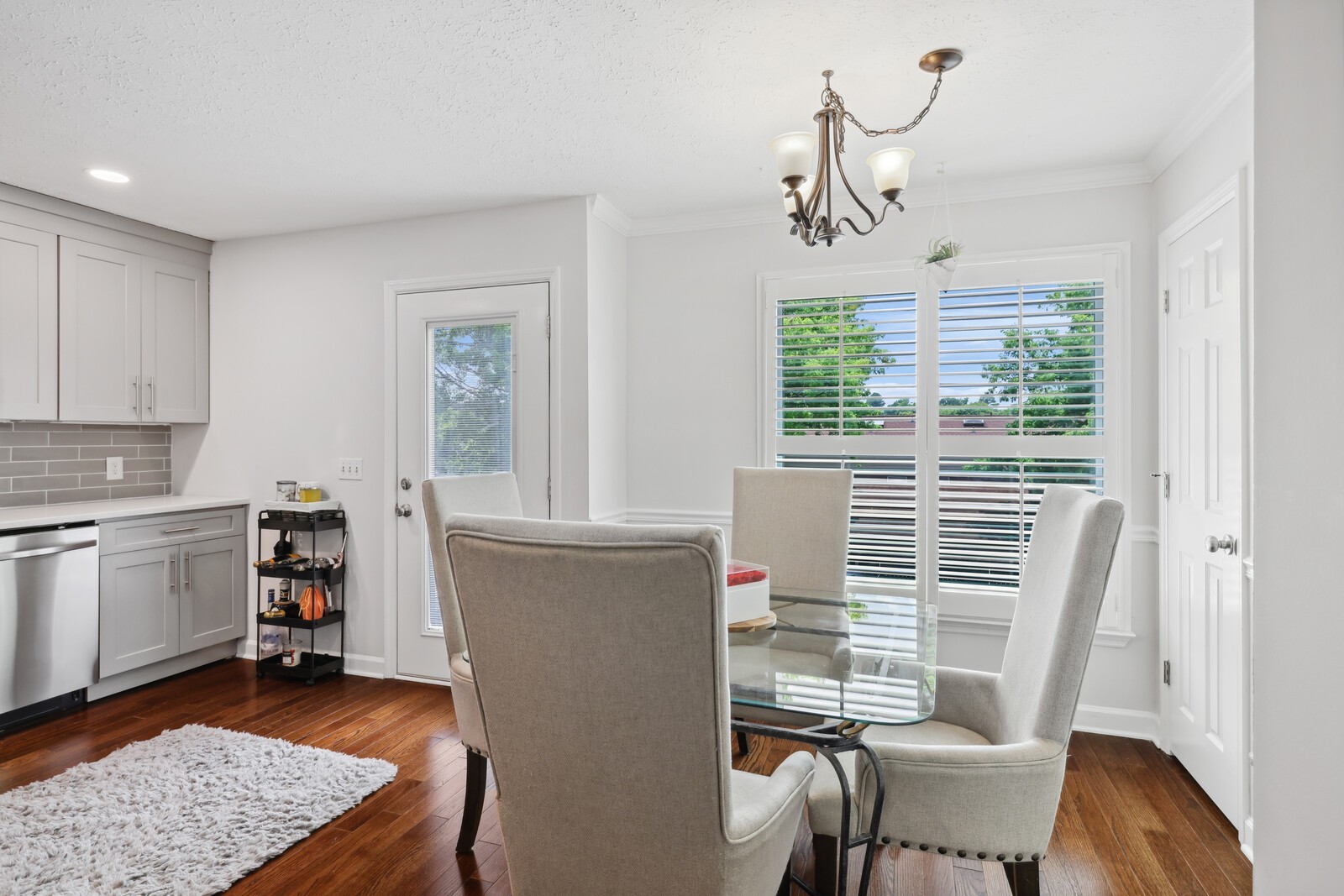 119 Highland Villa Dr
