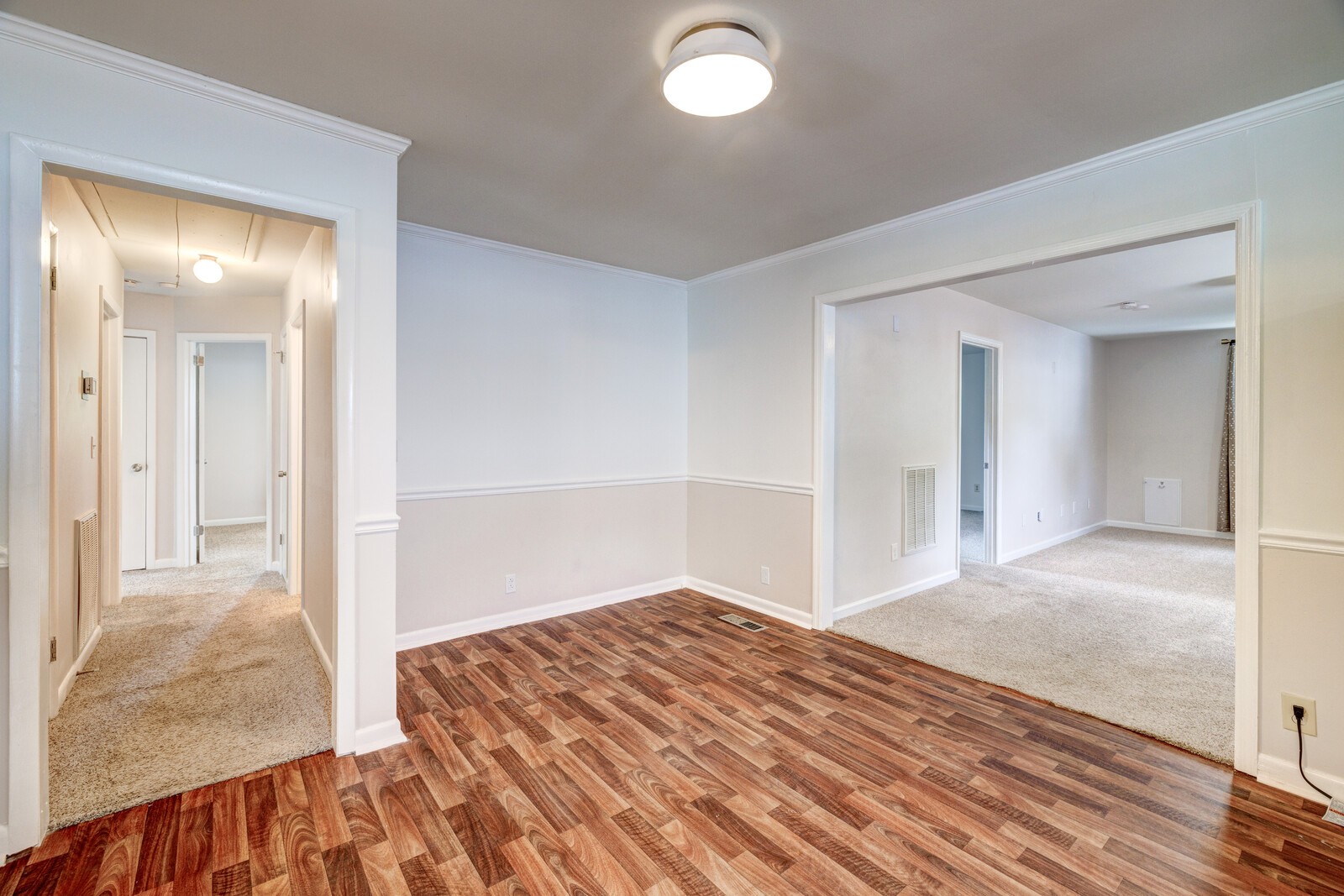 660 Roosevelt Ave