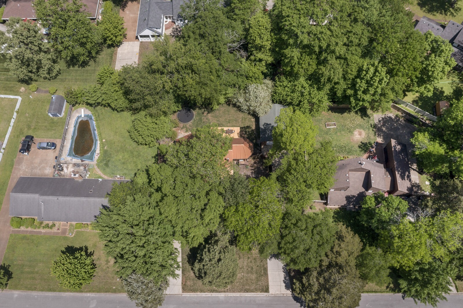 1710 Saxony Ct