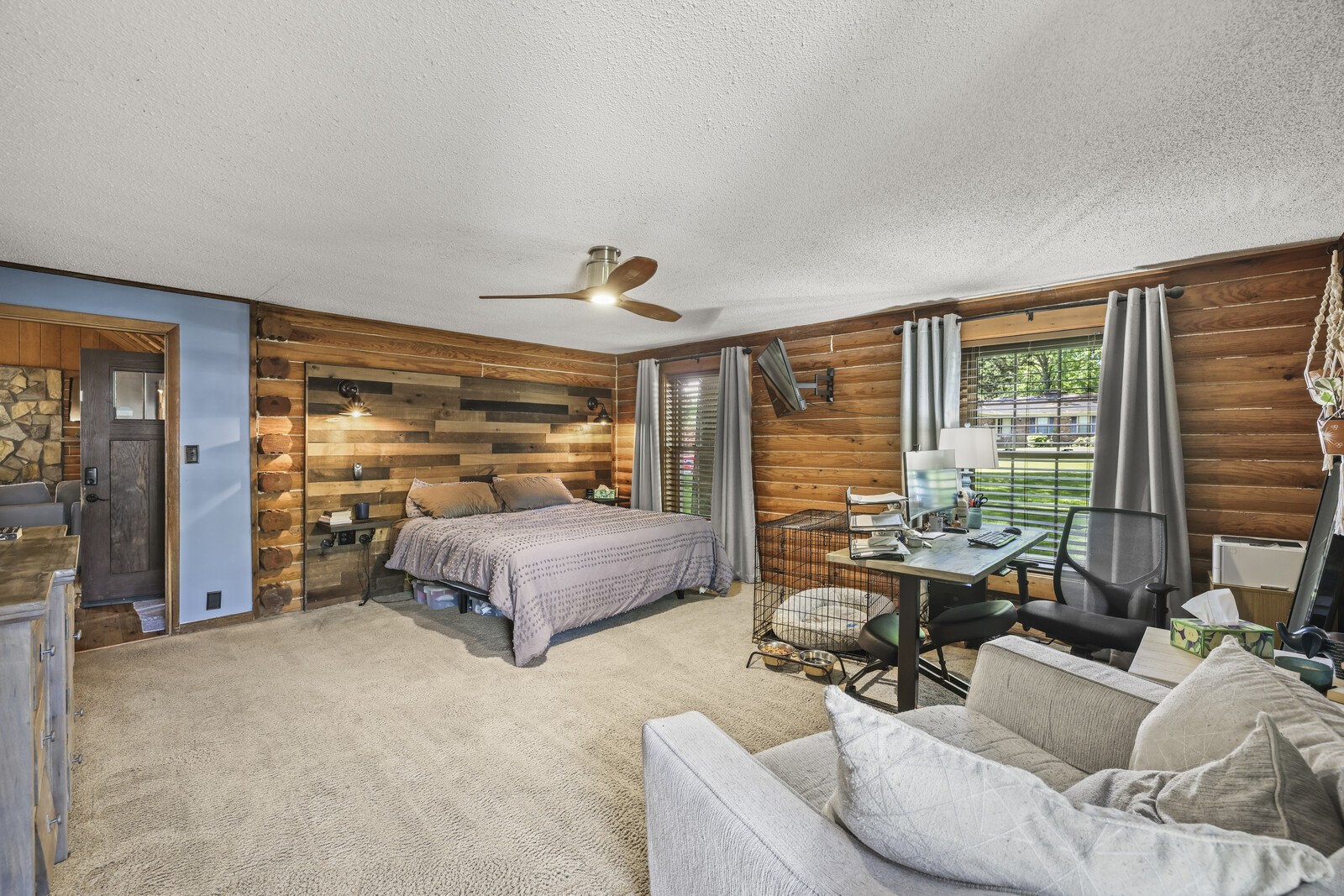 1710 Saxony Ct