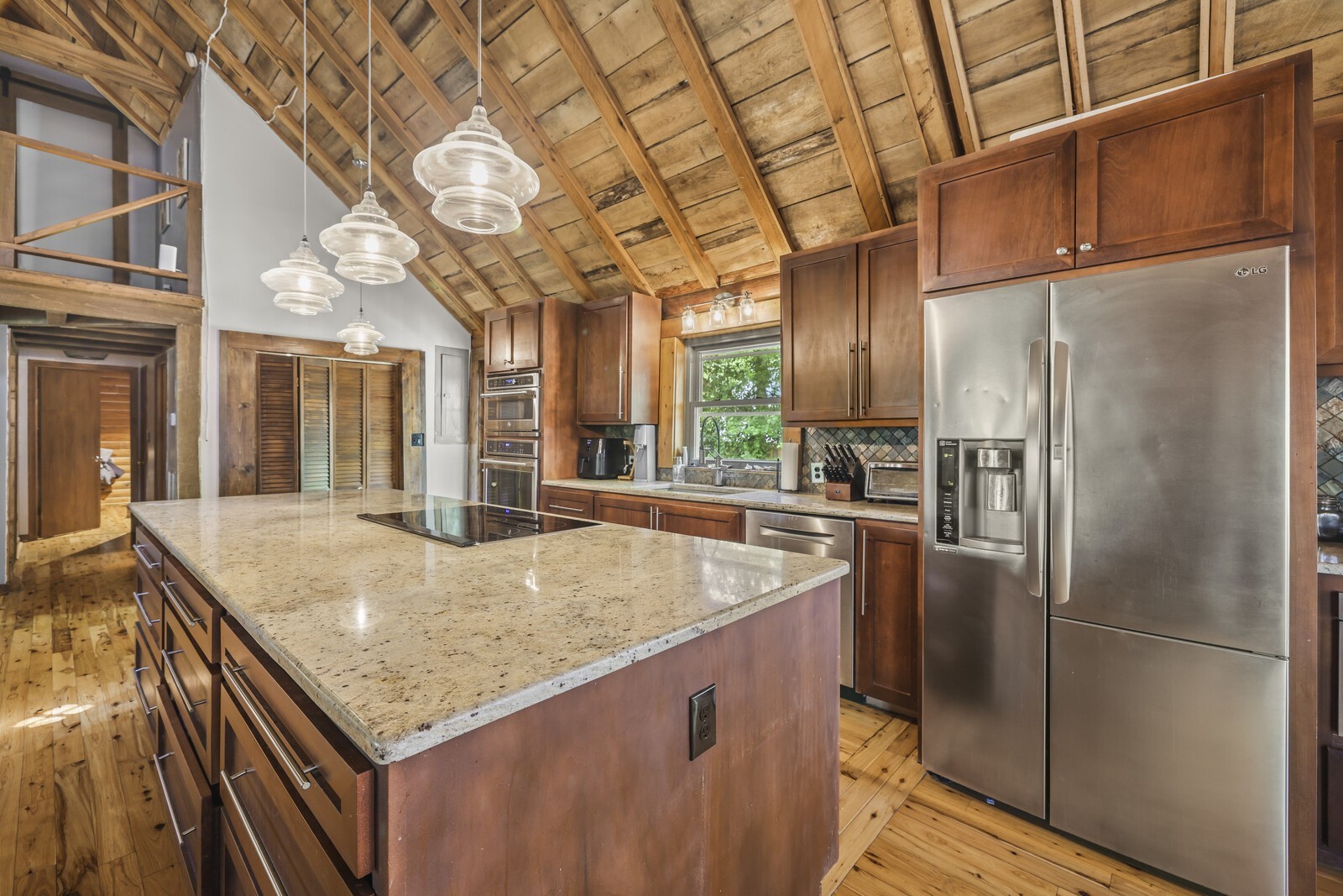 1710 Saxony Ct