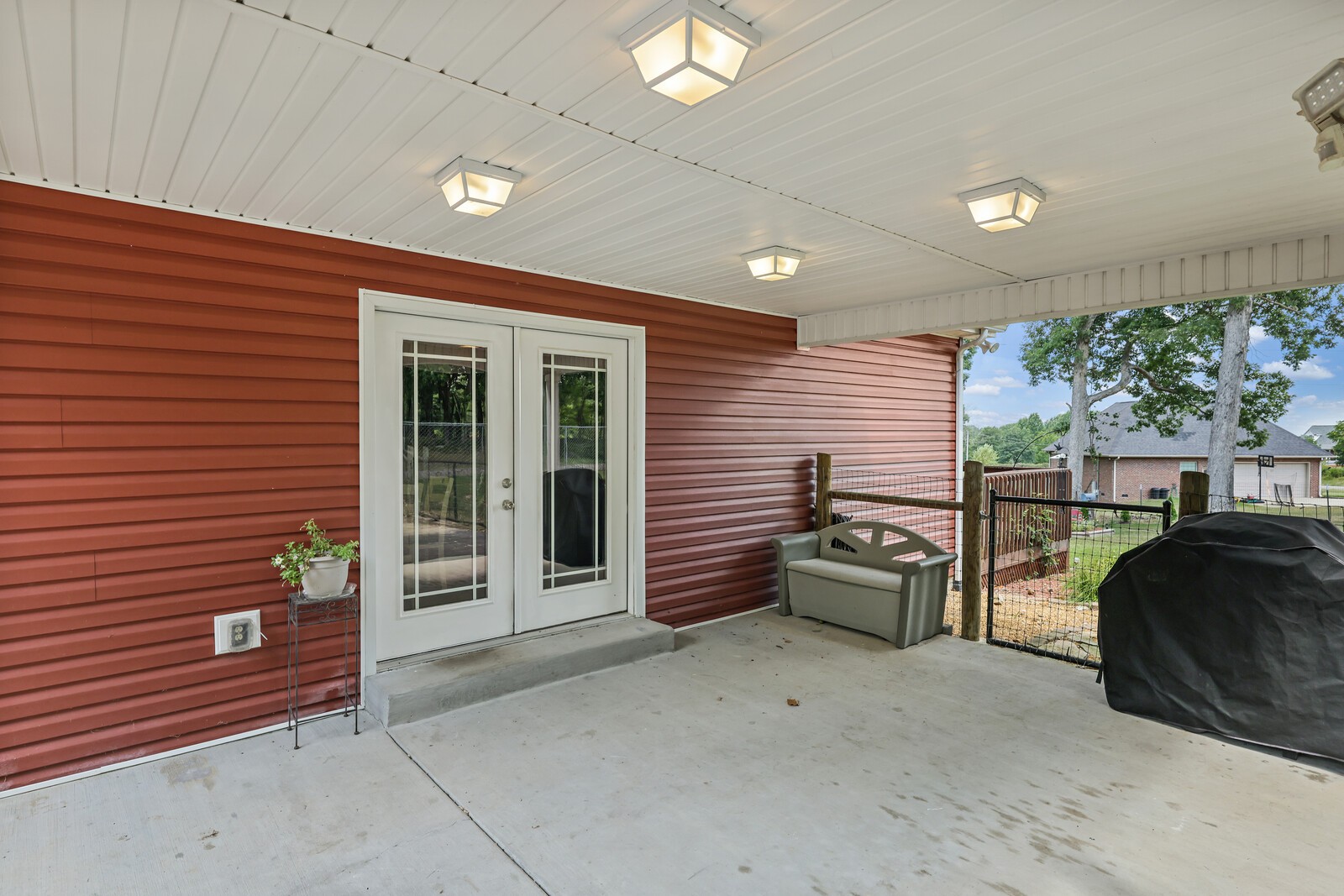 516 Krantz Rd