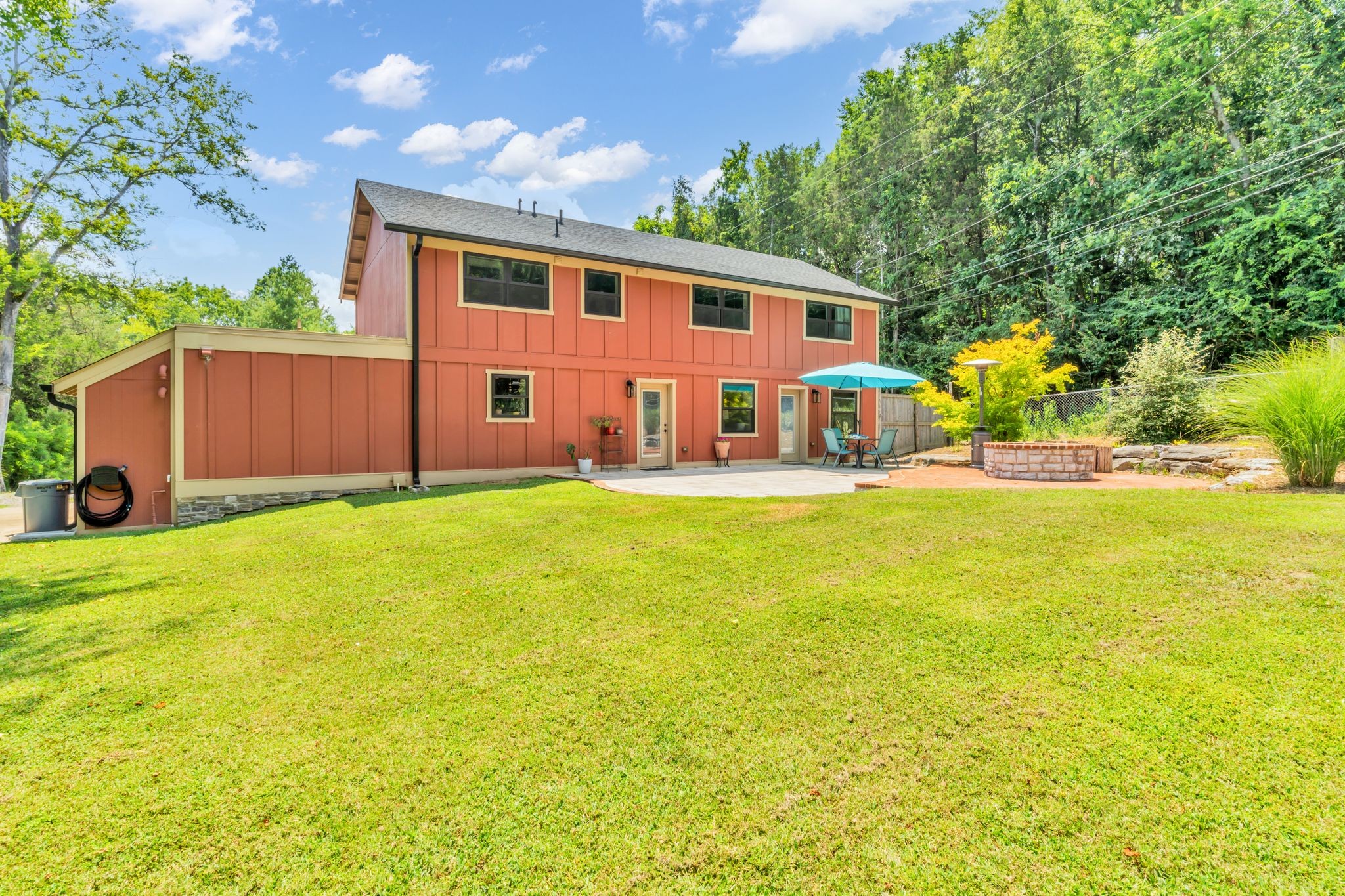 8815 Saundersville Rd